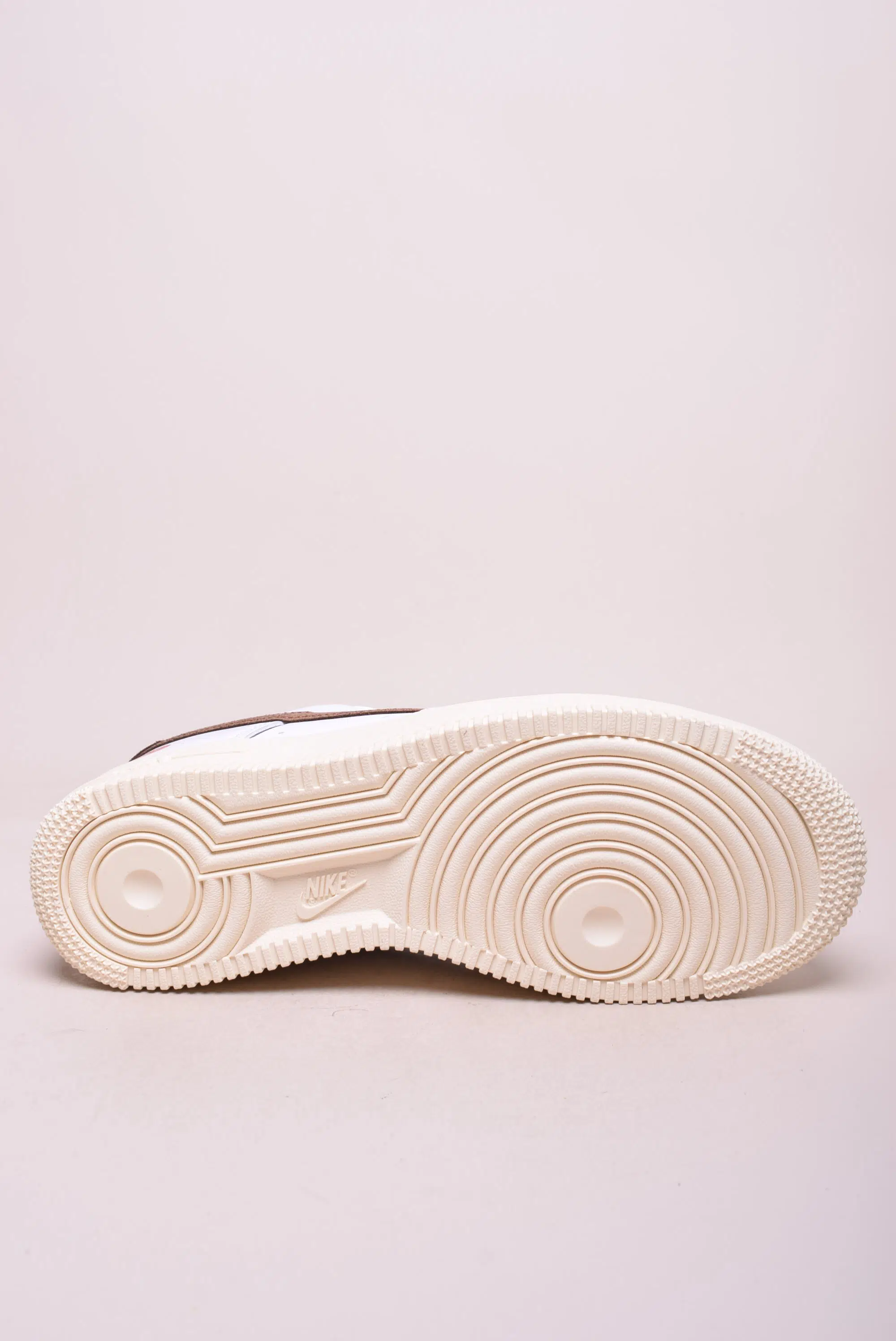 Sneakers dama Air Force 1 '07 LX Coconut [2]