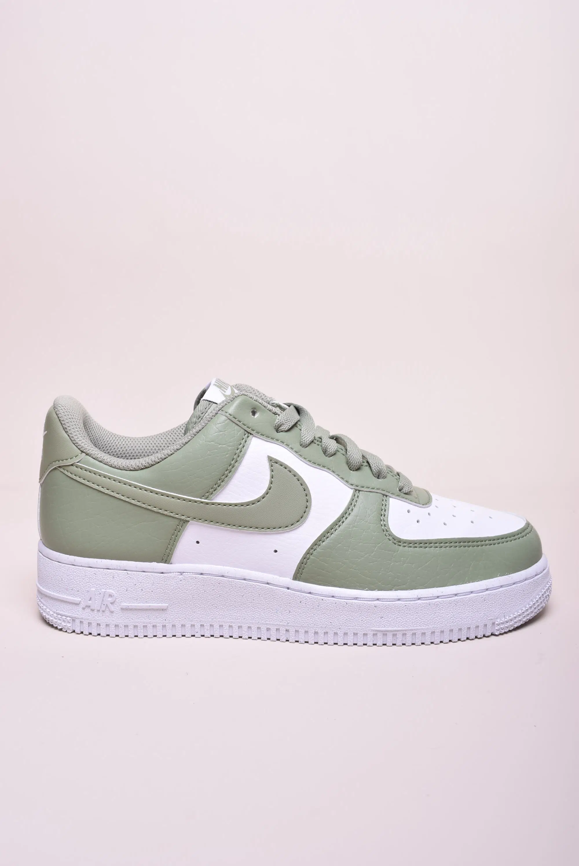 Sneakers dama Air Force 1 '07 NN [1]