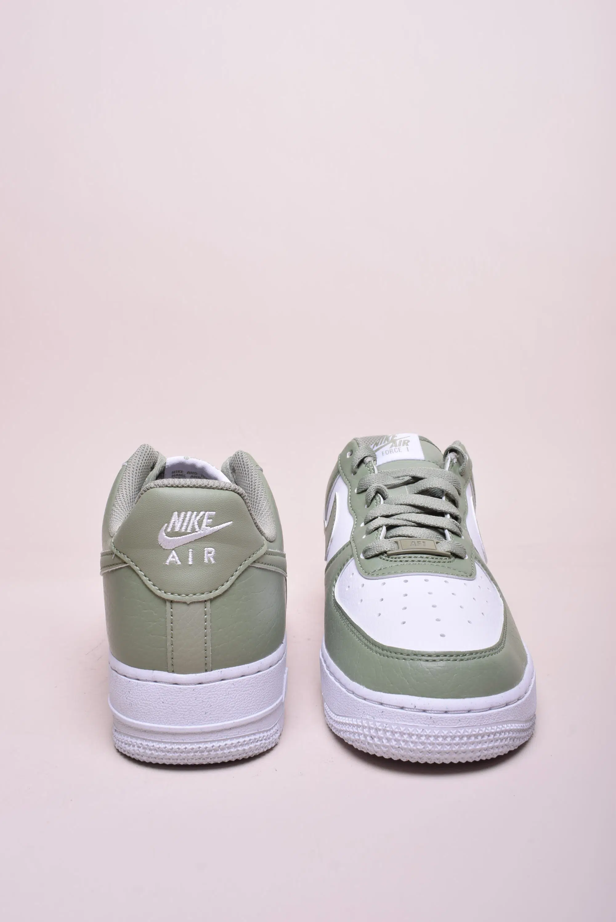 Sneakers dama Air Force 1 '07 NN [3]