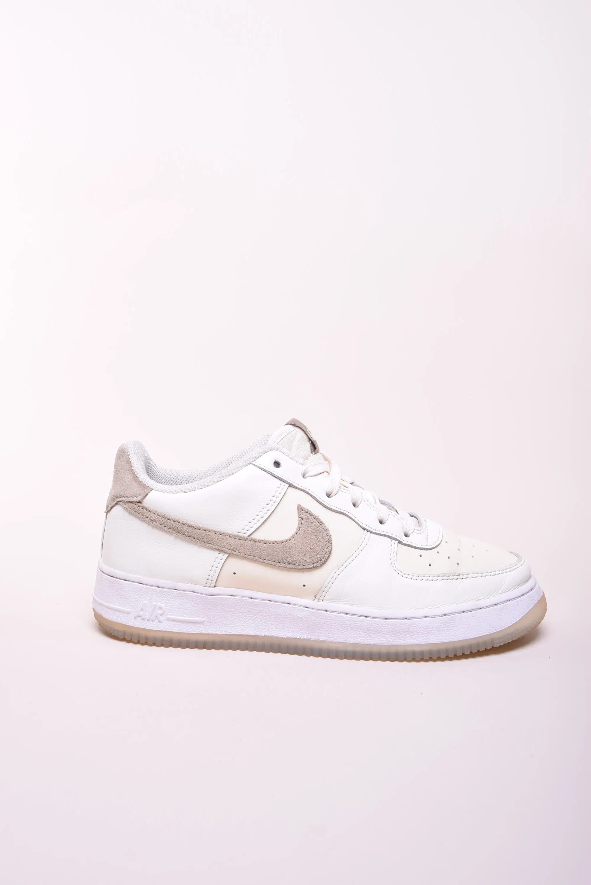 Sneakers dama Air Force 1 07 Sail Khaki-Coconut Milk-White