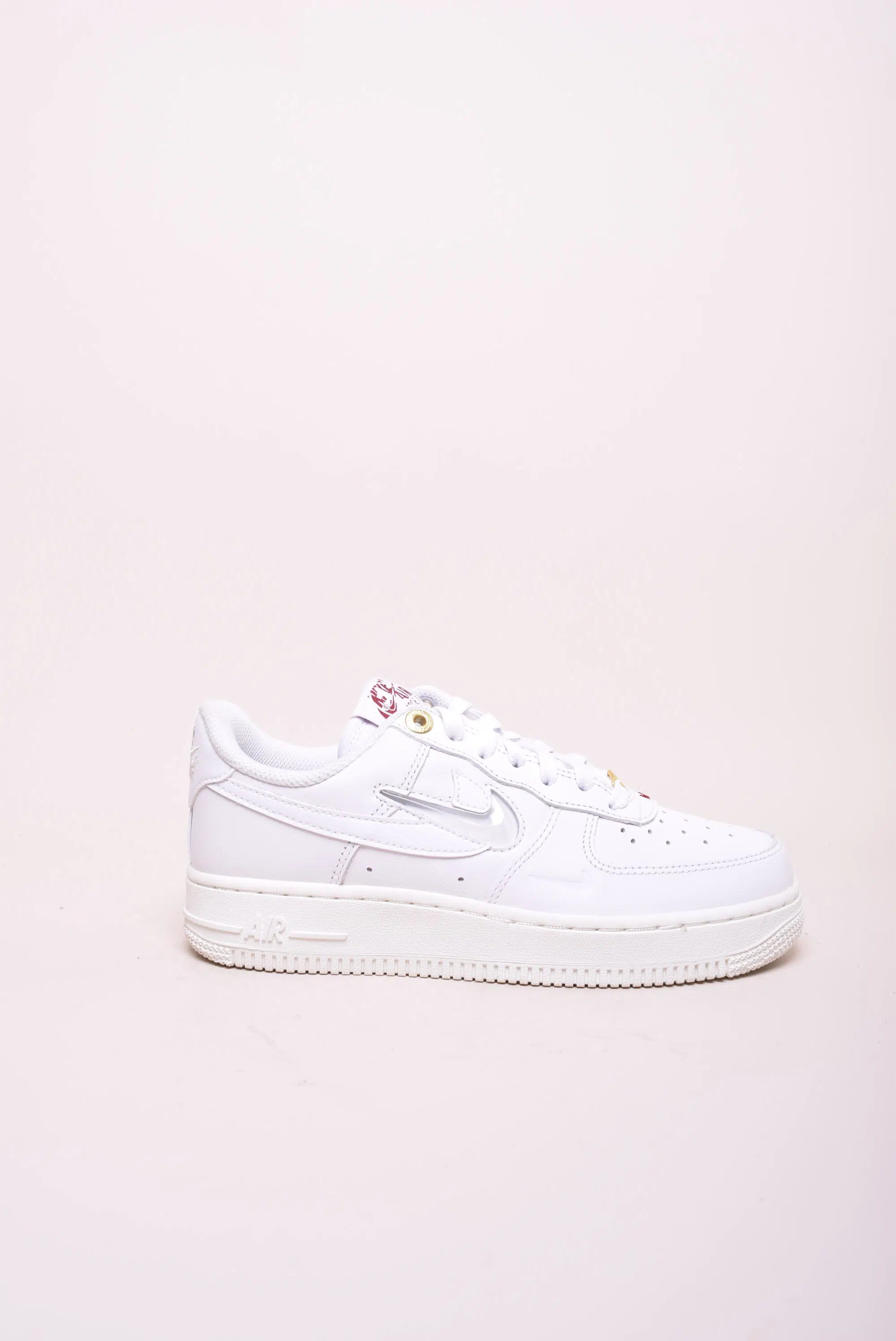 Adidasi dama Air Force 1