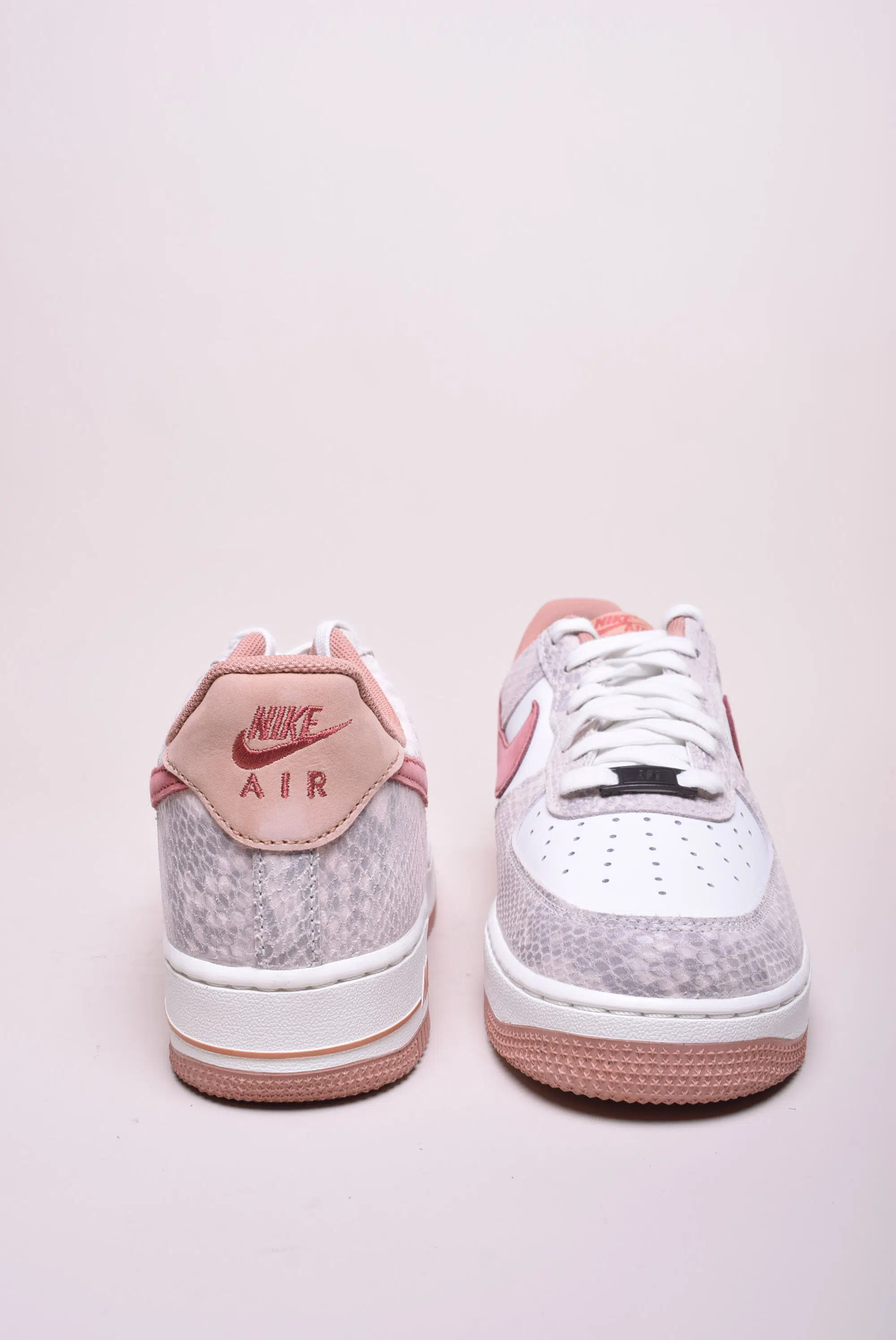 Sneakers dama Air Force 1 [3]