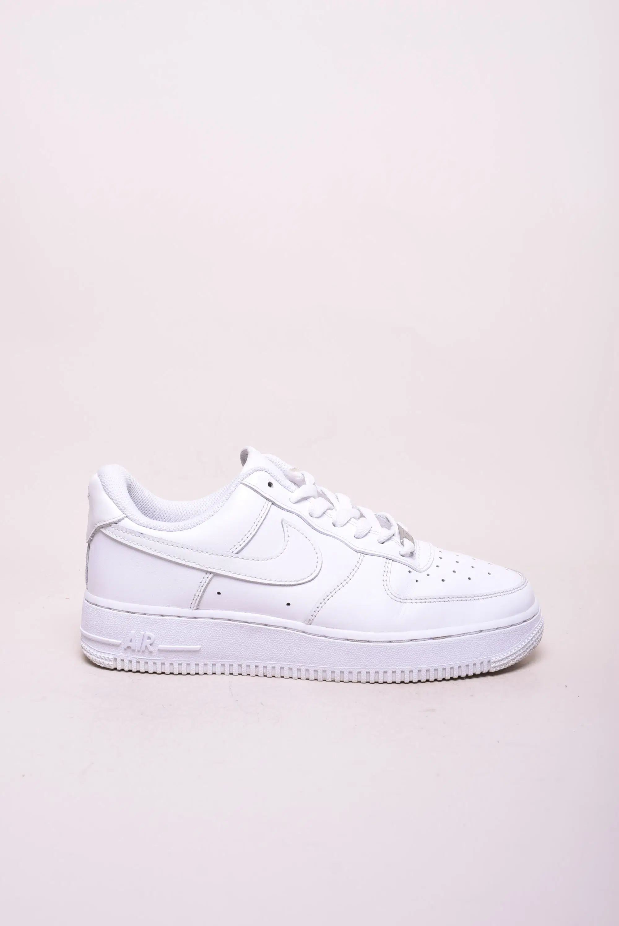 Adidasi dama Air Force 1