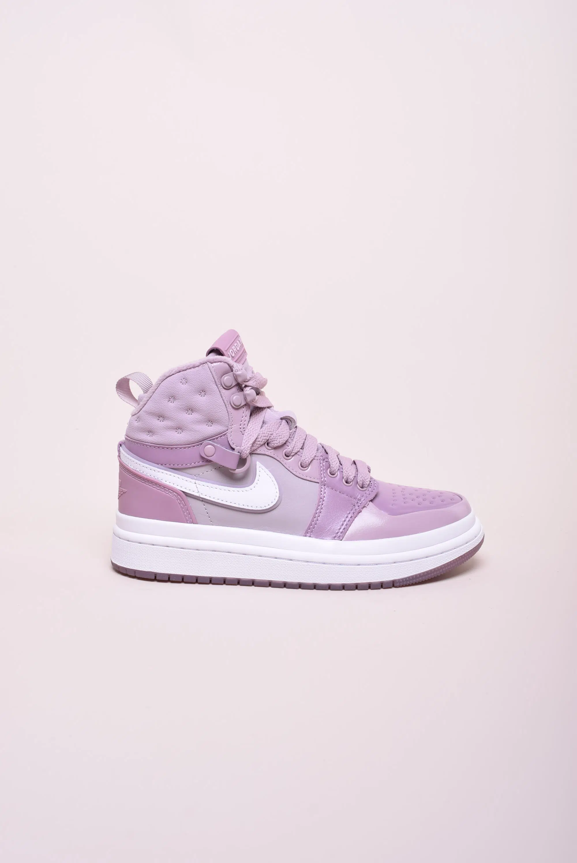 Sneakers dama Air Jordan 1 Acclimate Plum Fog