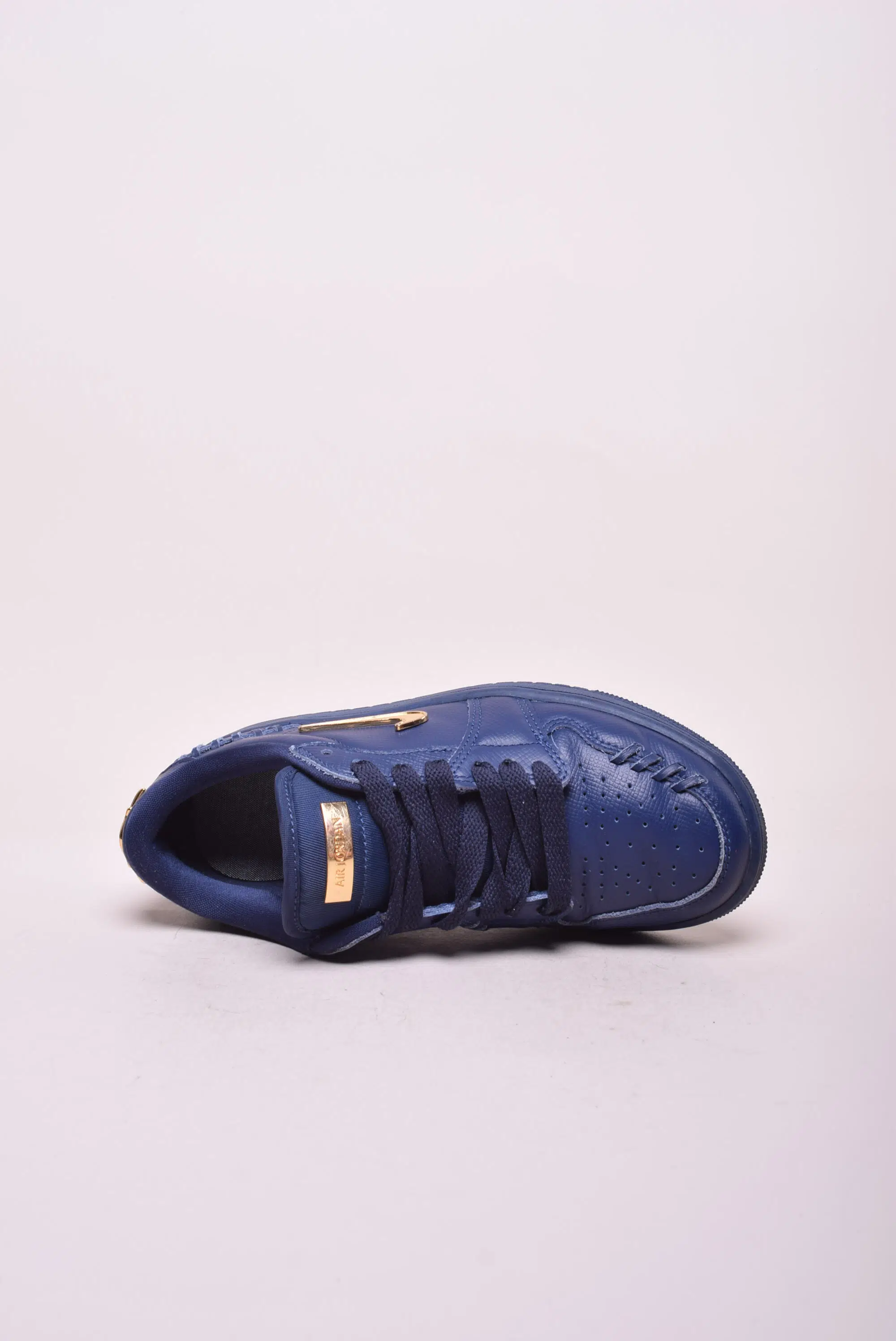 Sneakers dama Air Jordan 1 Low [4]