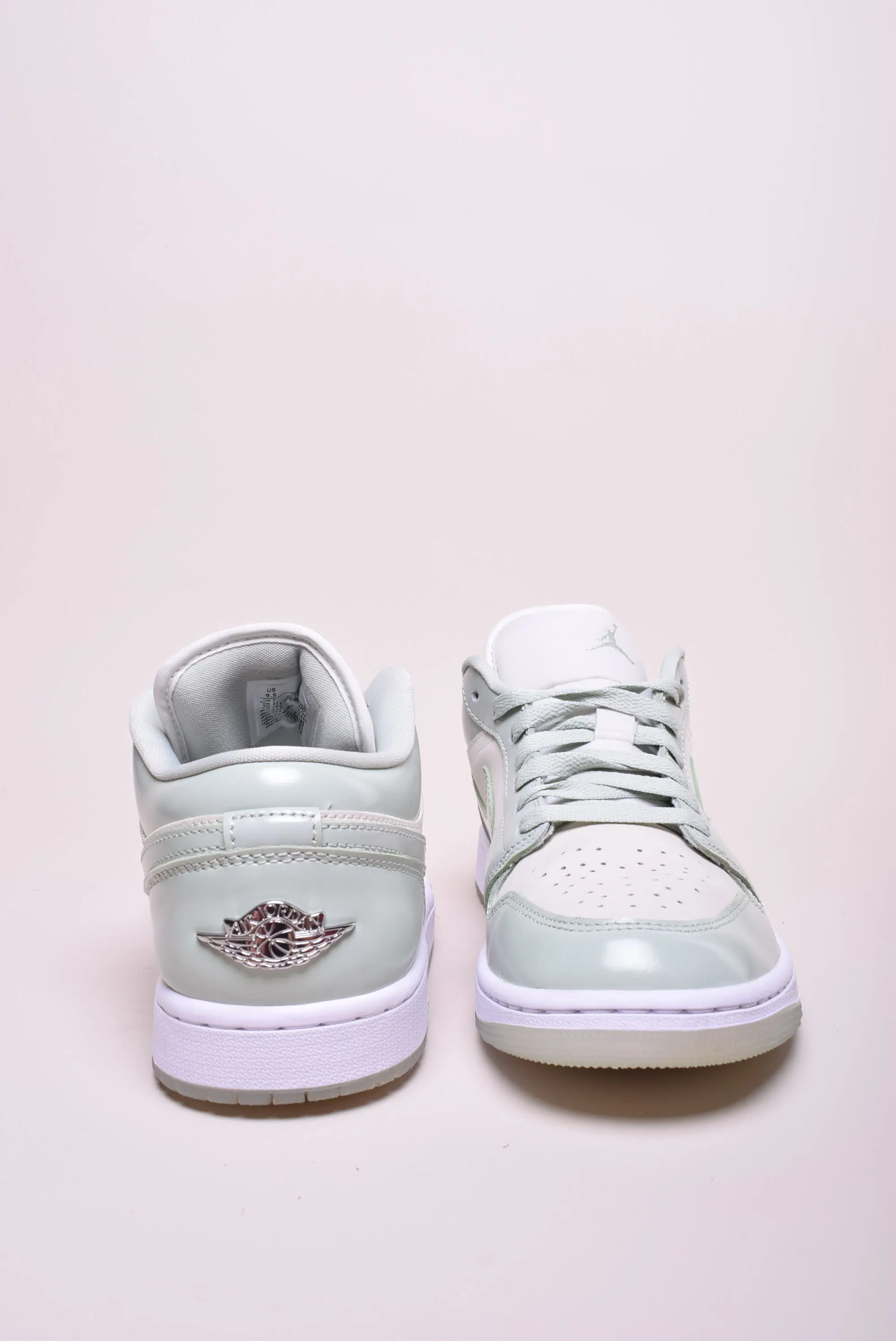 Sneakers dama Air Jordan 1 Low [3]
