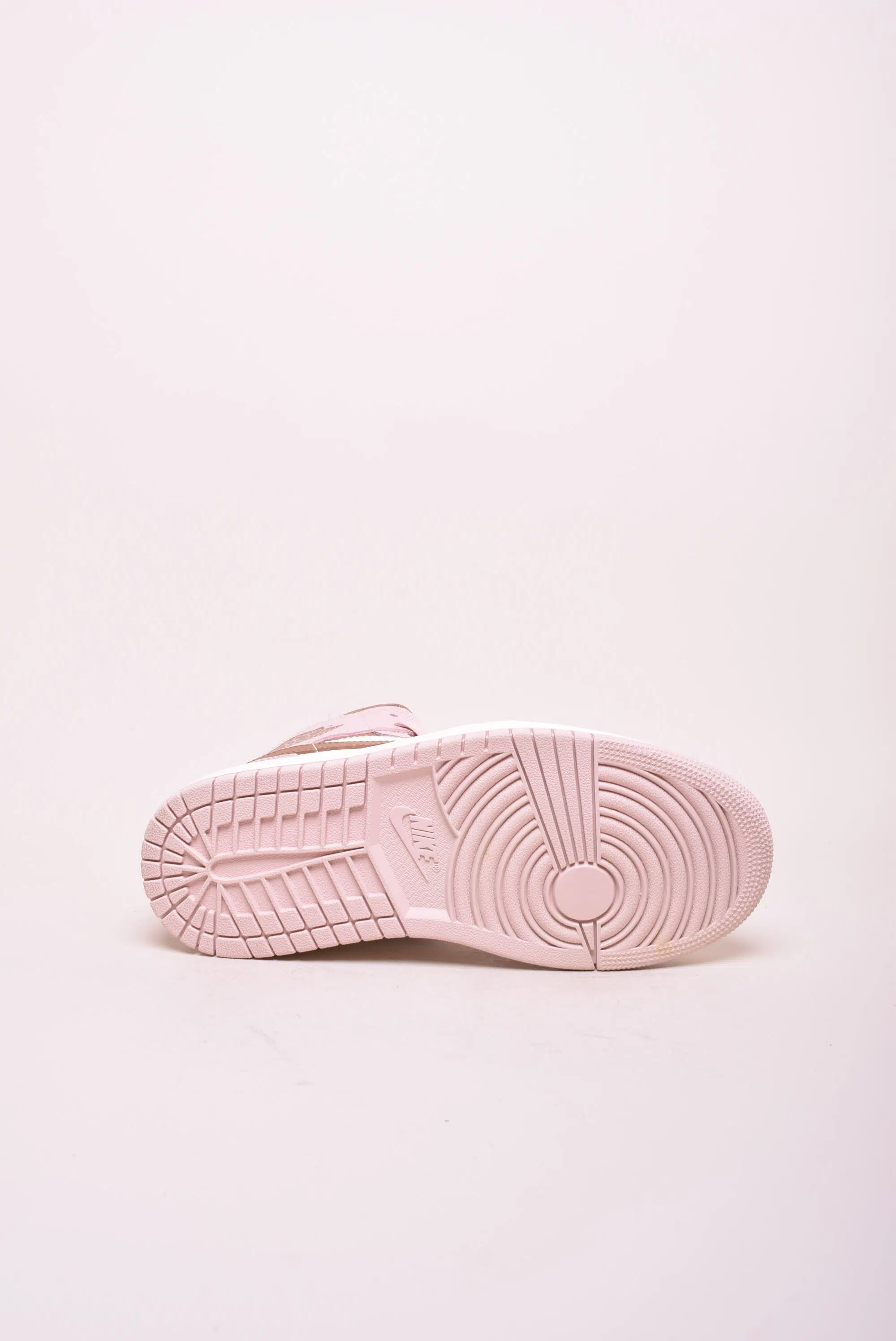 Sneakers dama Air Jordan 1 Mid [2]