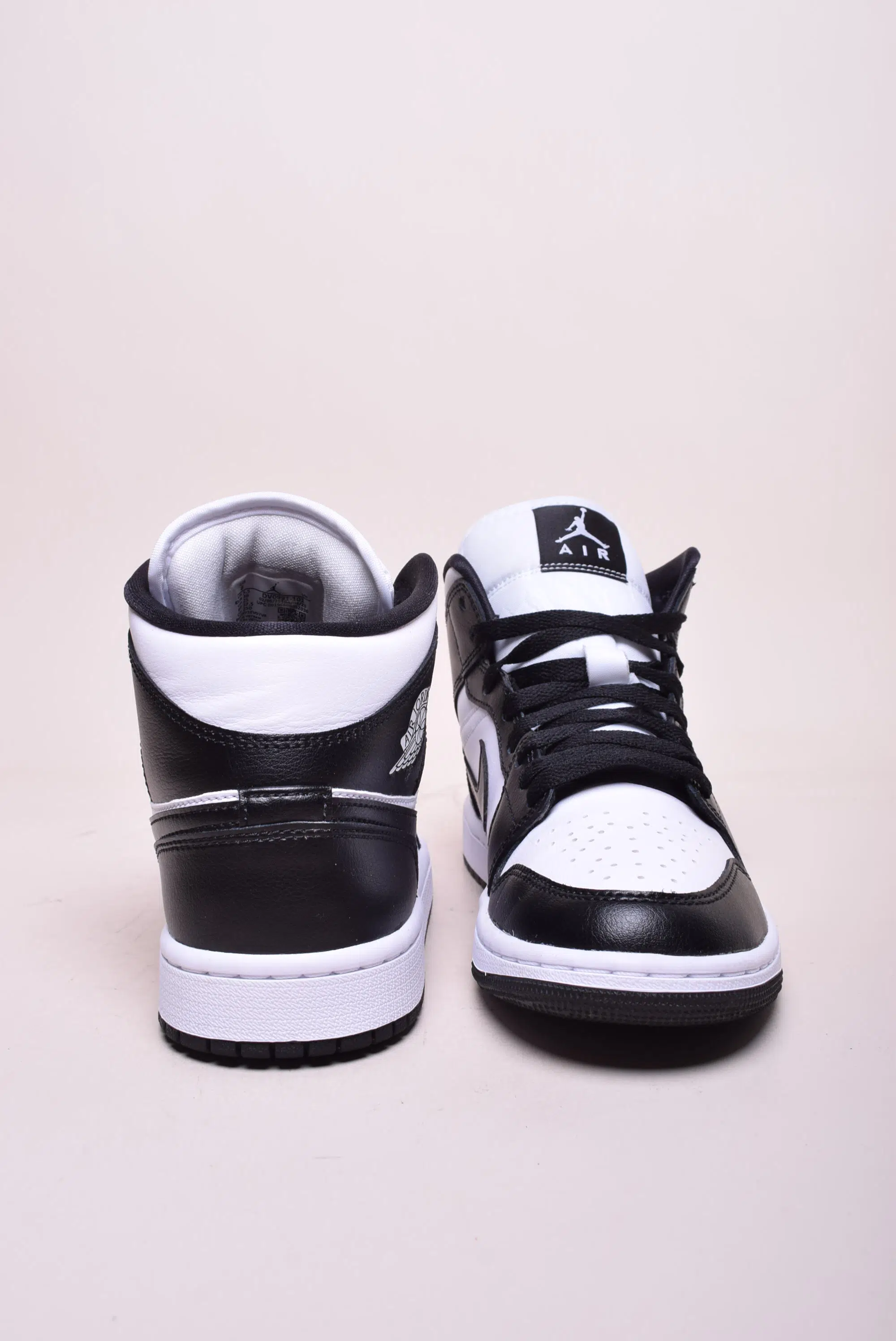 Sneakers dama Air Jordan 1 Mid [3]