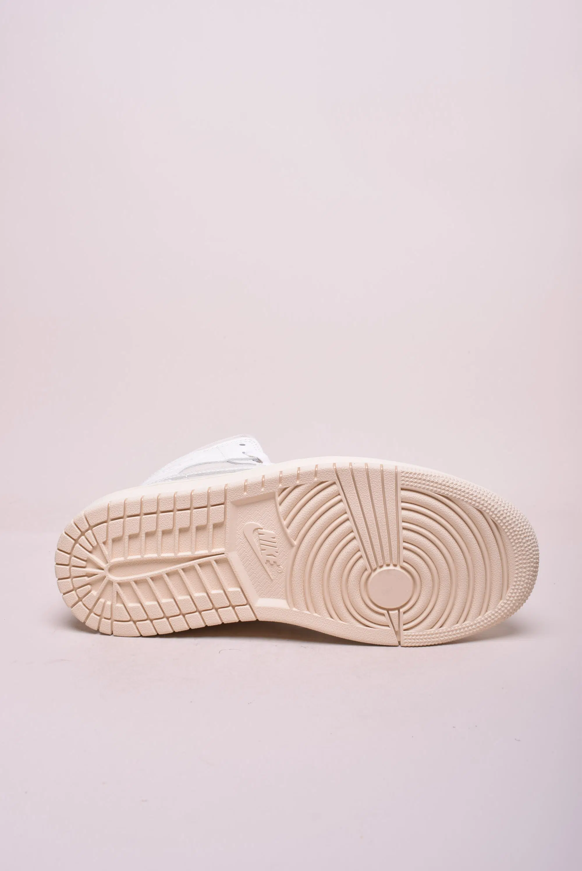 Sneakers dama Air Jordan 1 Mid [2]