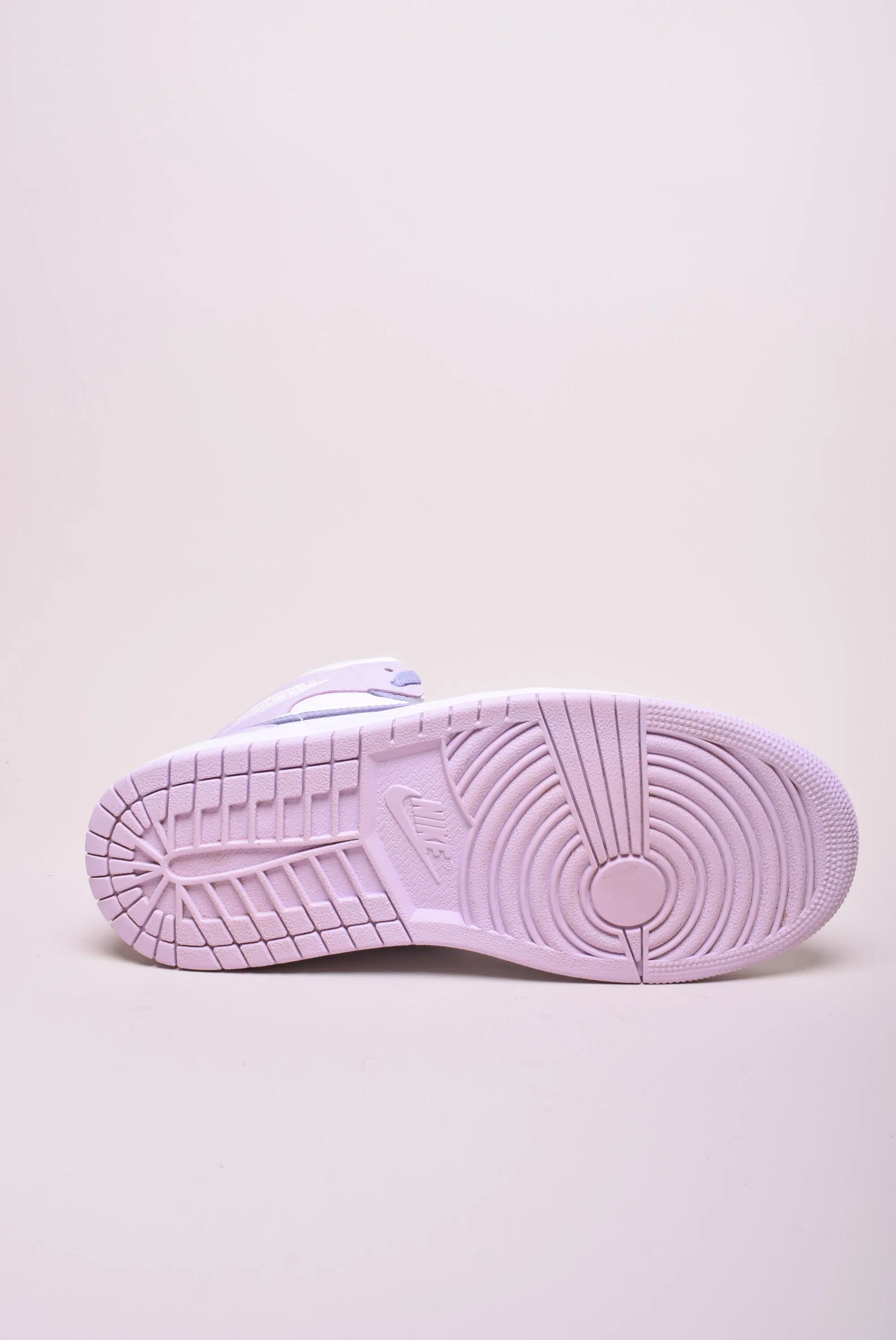 Sneakers dama Air Jordan 1 Mid [2]