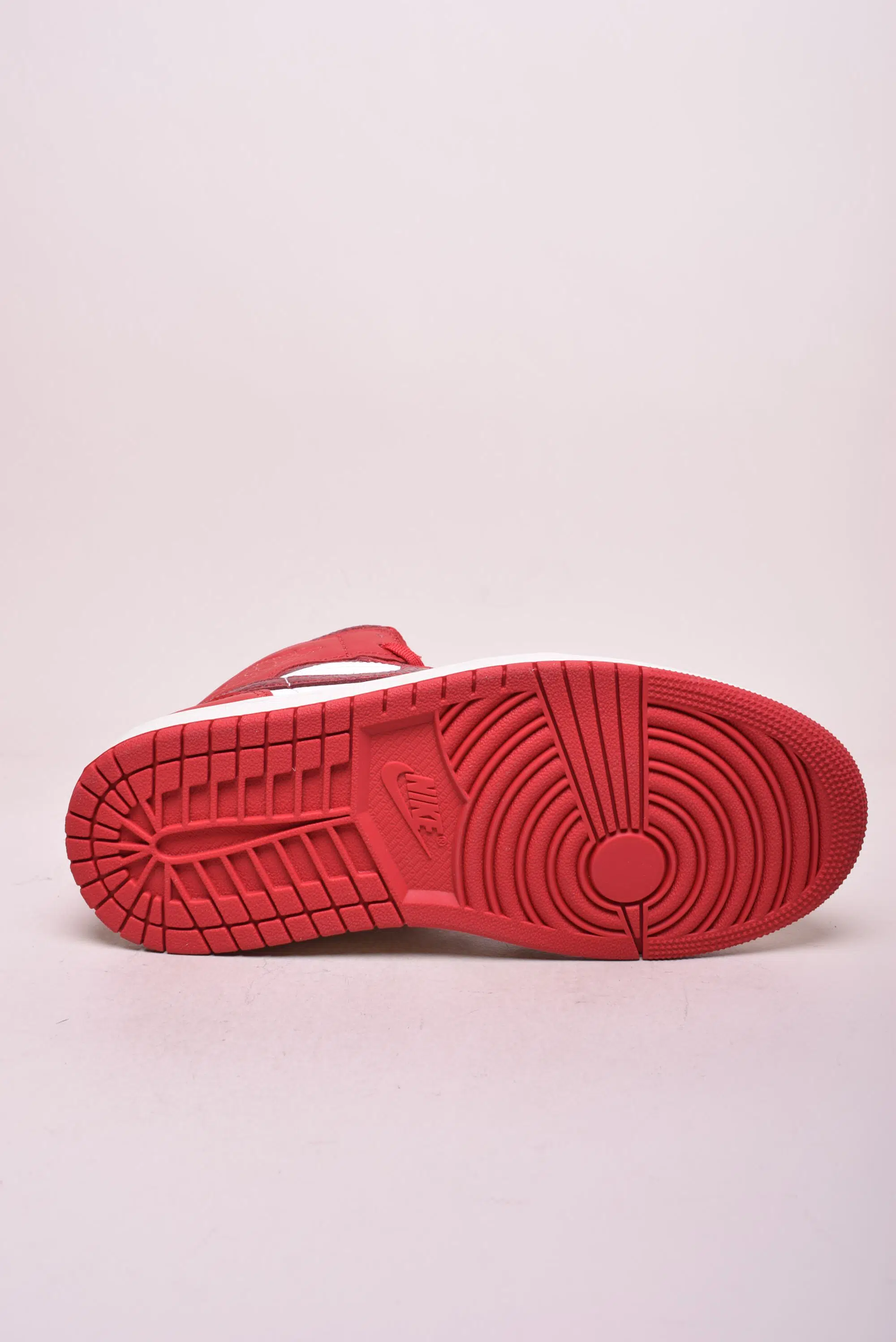 Sneakers dama Air Jordan 1 Mid [2]