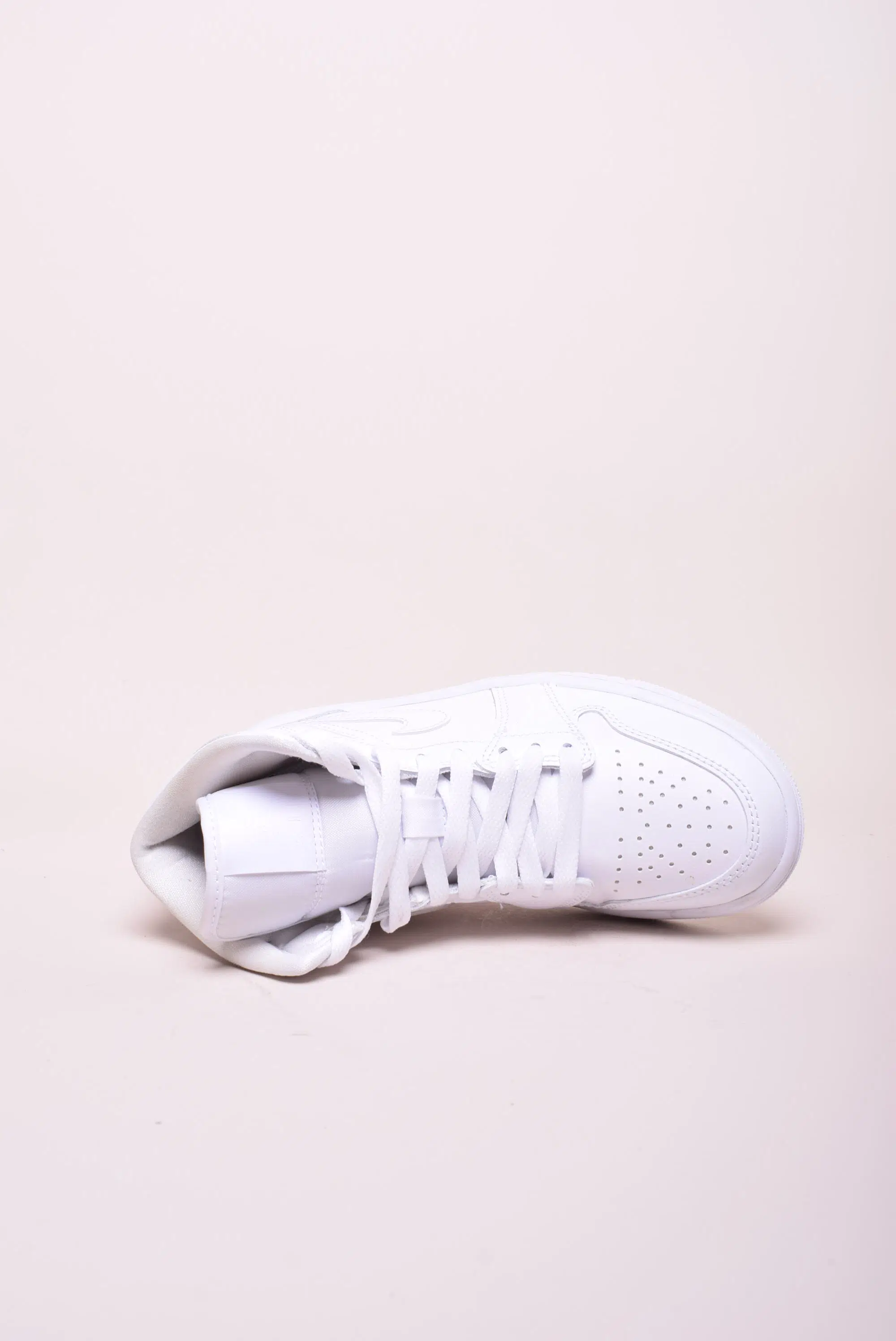 Sneakers dama Air Jordan 1 Mid [4]