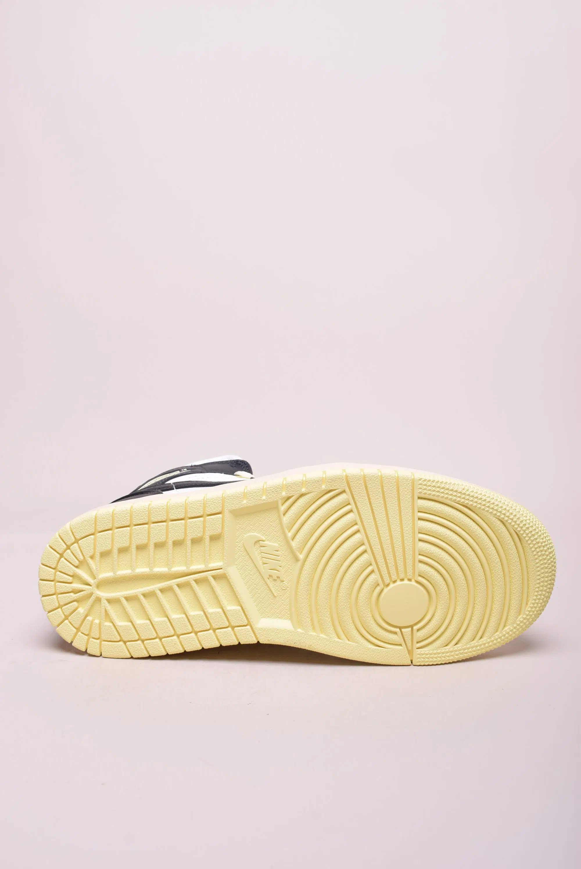 Sneakers dama Air Jordan 1 Mid [2]