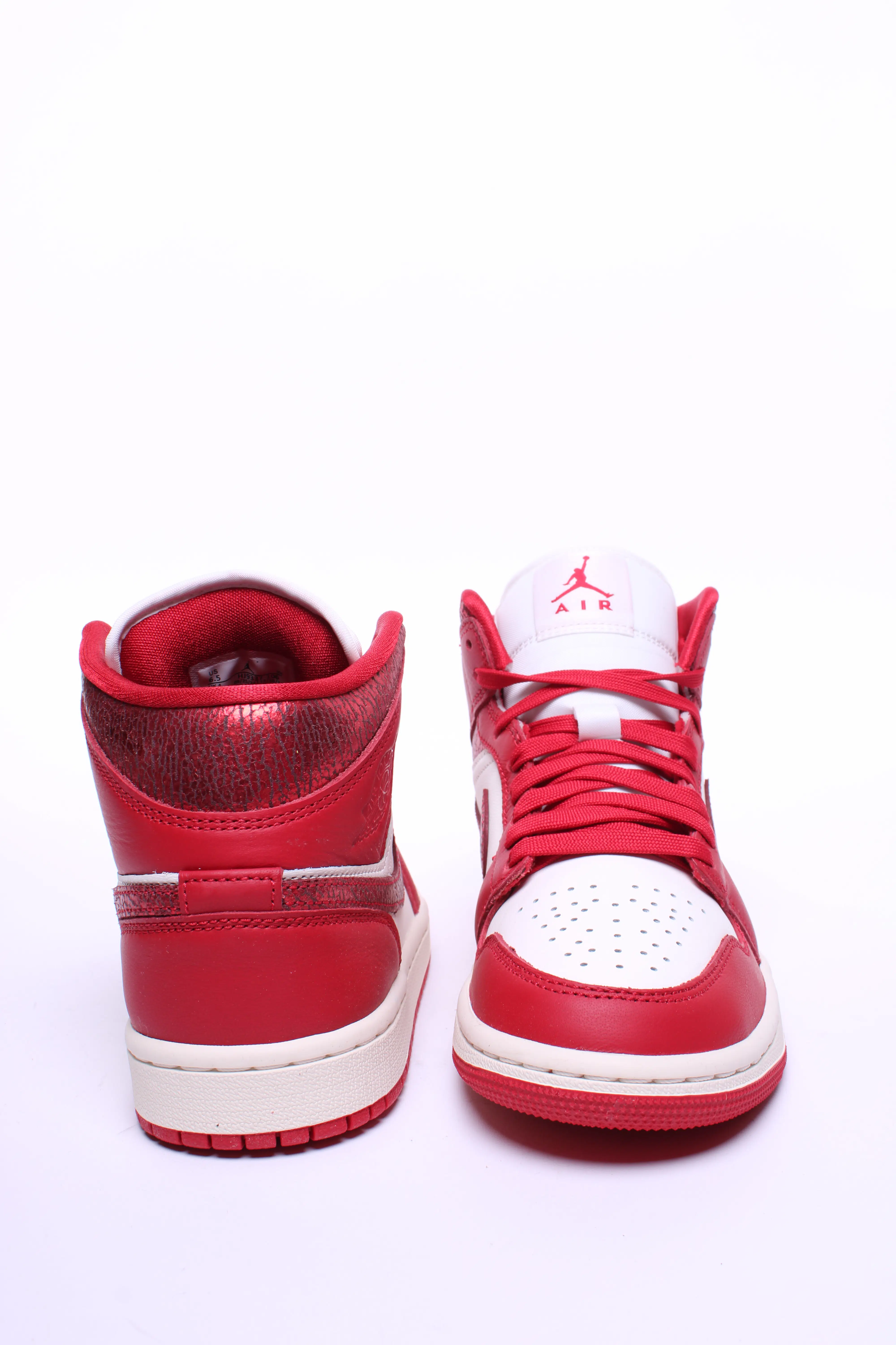 Sneakers dama Air Jordan 1 Mid Cracked Leather SE [3]