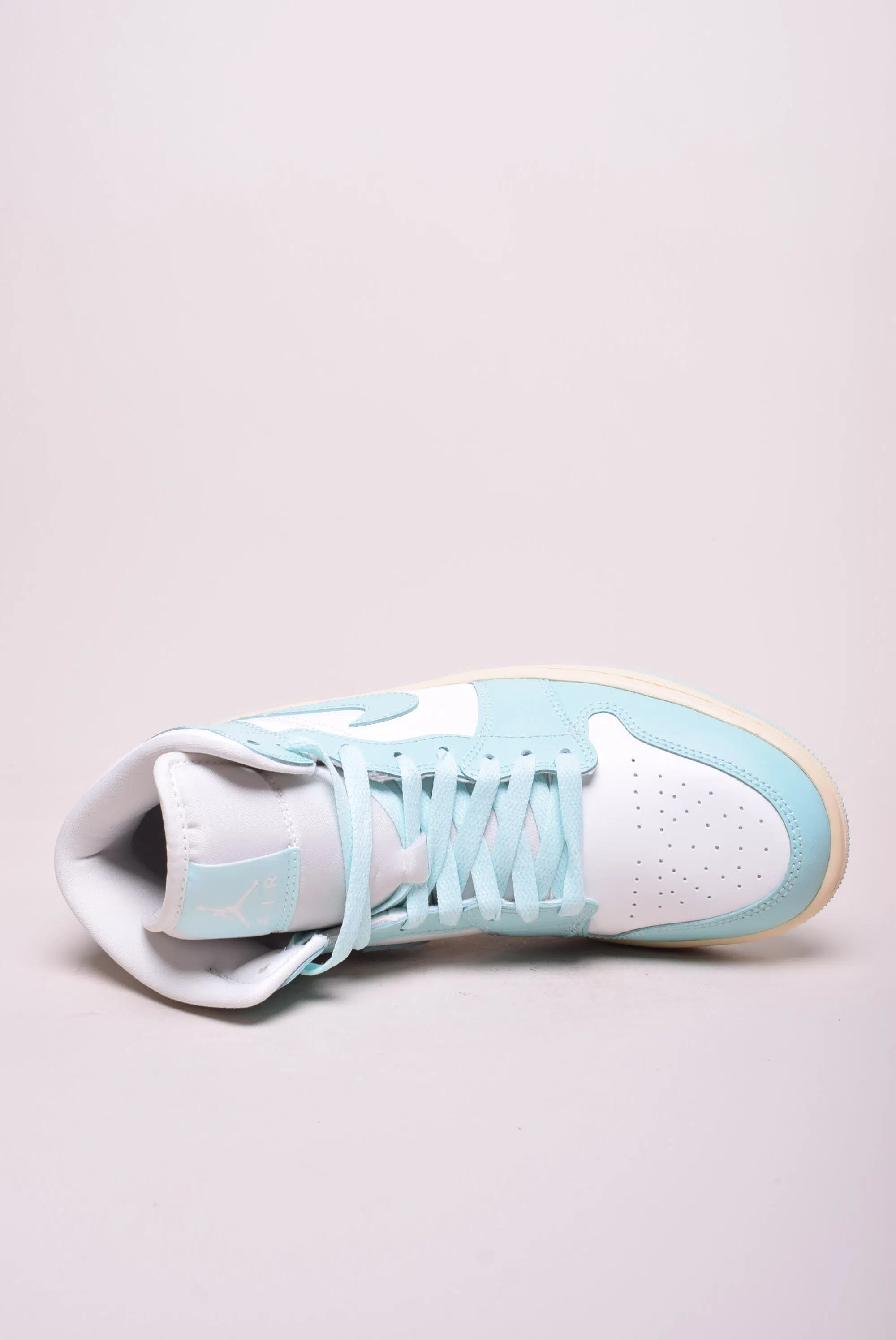 Sneakers dama Air Jordan 1 Mid "Light Dew" [4]