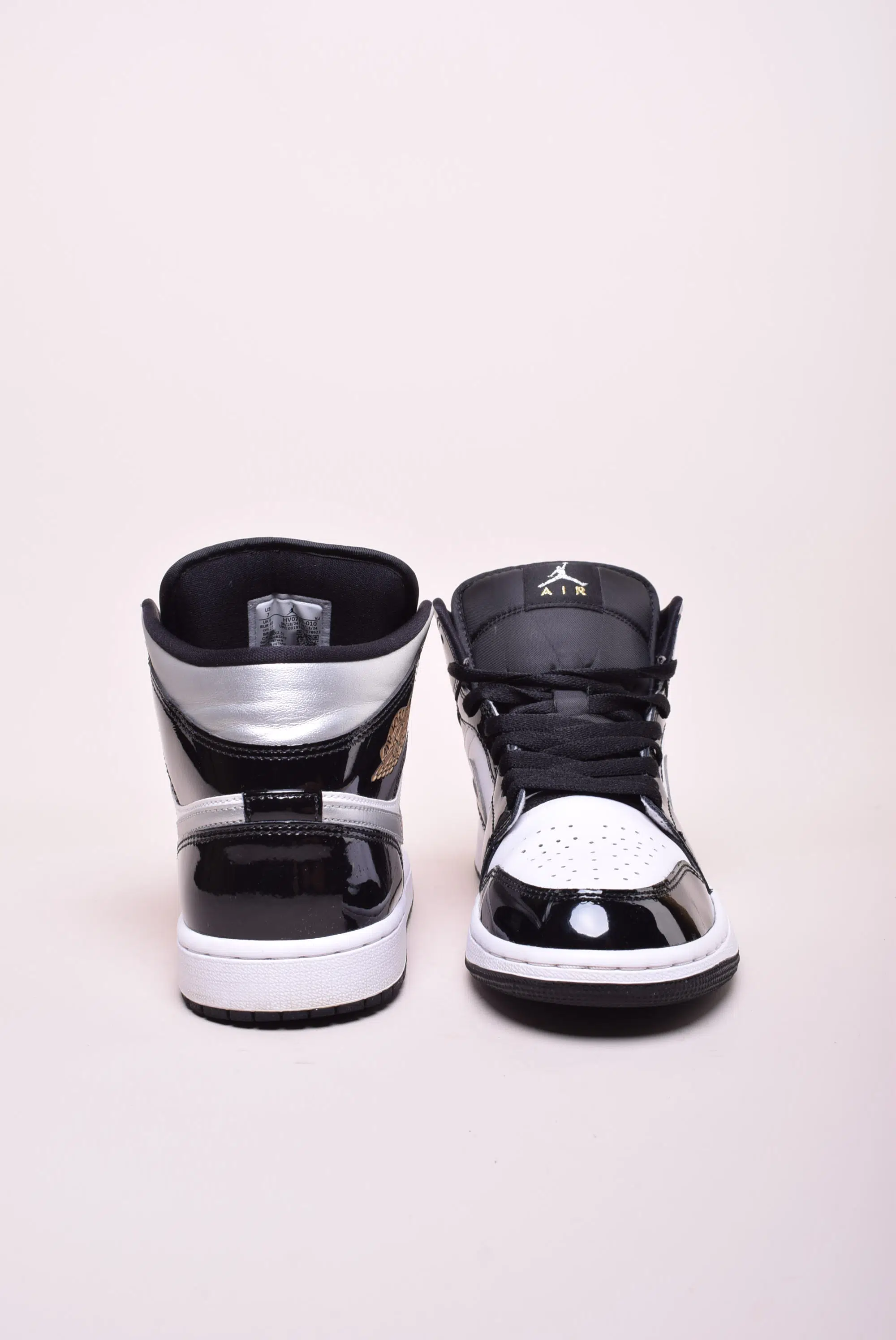 Sneakers dama Air Jordan 1 Mid SE [3]