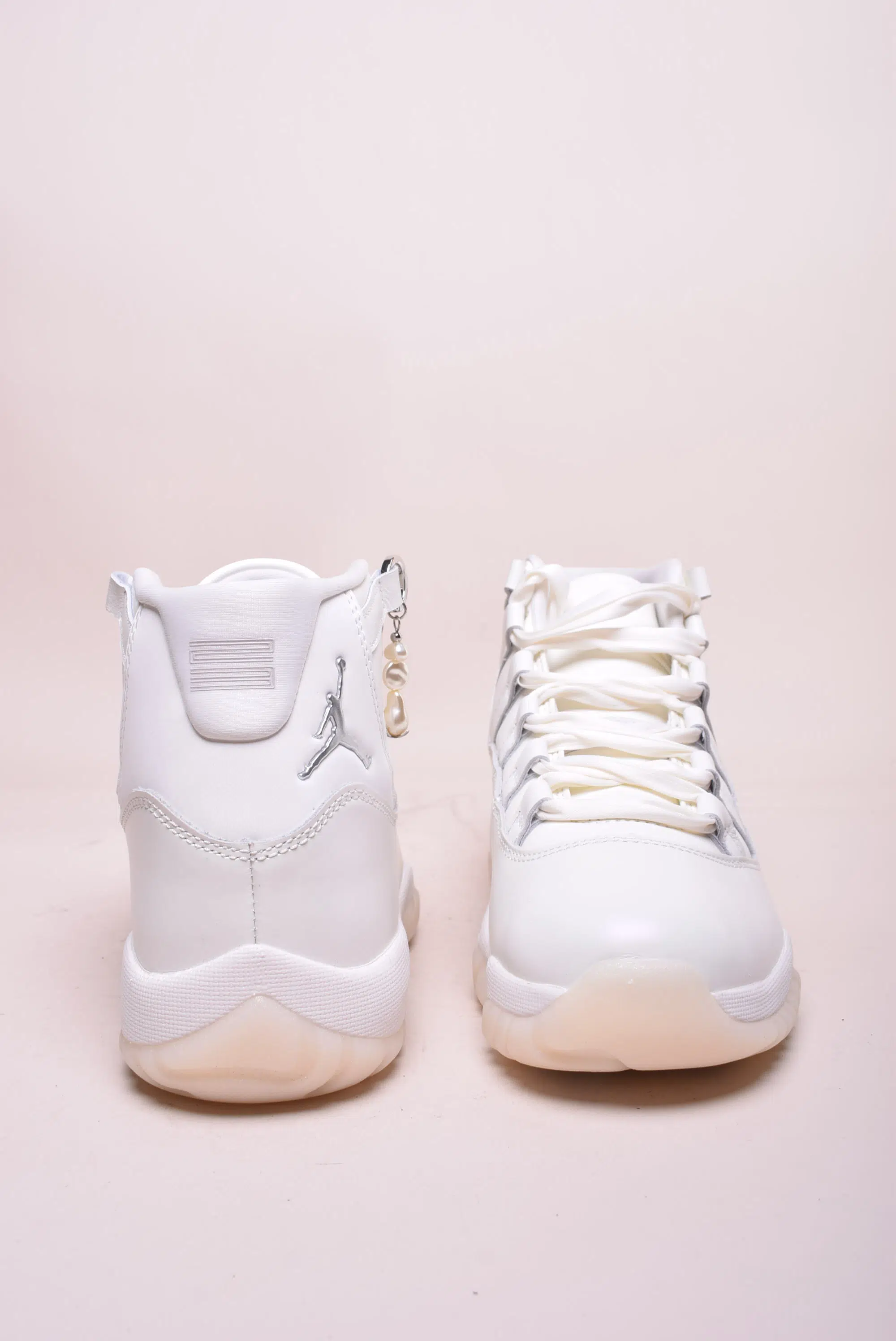 Sneakers dama Air jordan 11 "Pearl" [3]