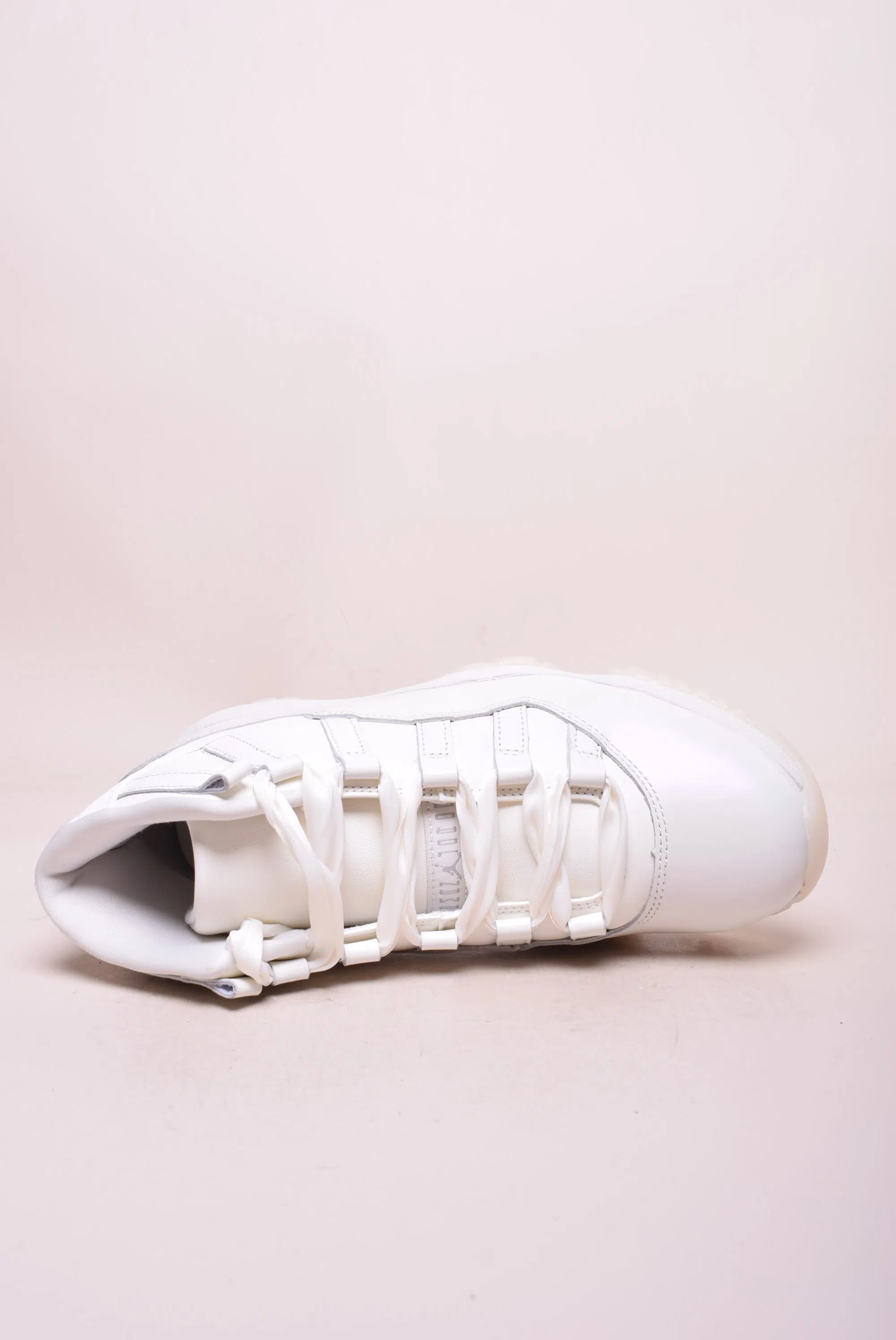 Sneakers dama Air jordan 11 "Pearl" [4]