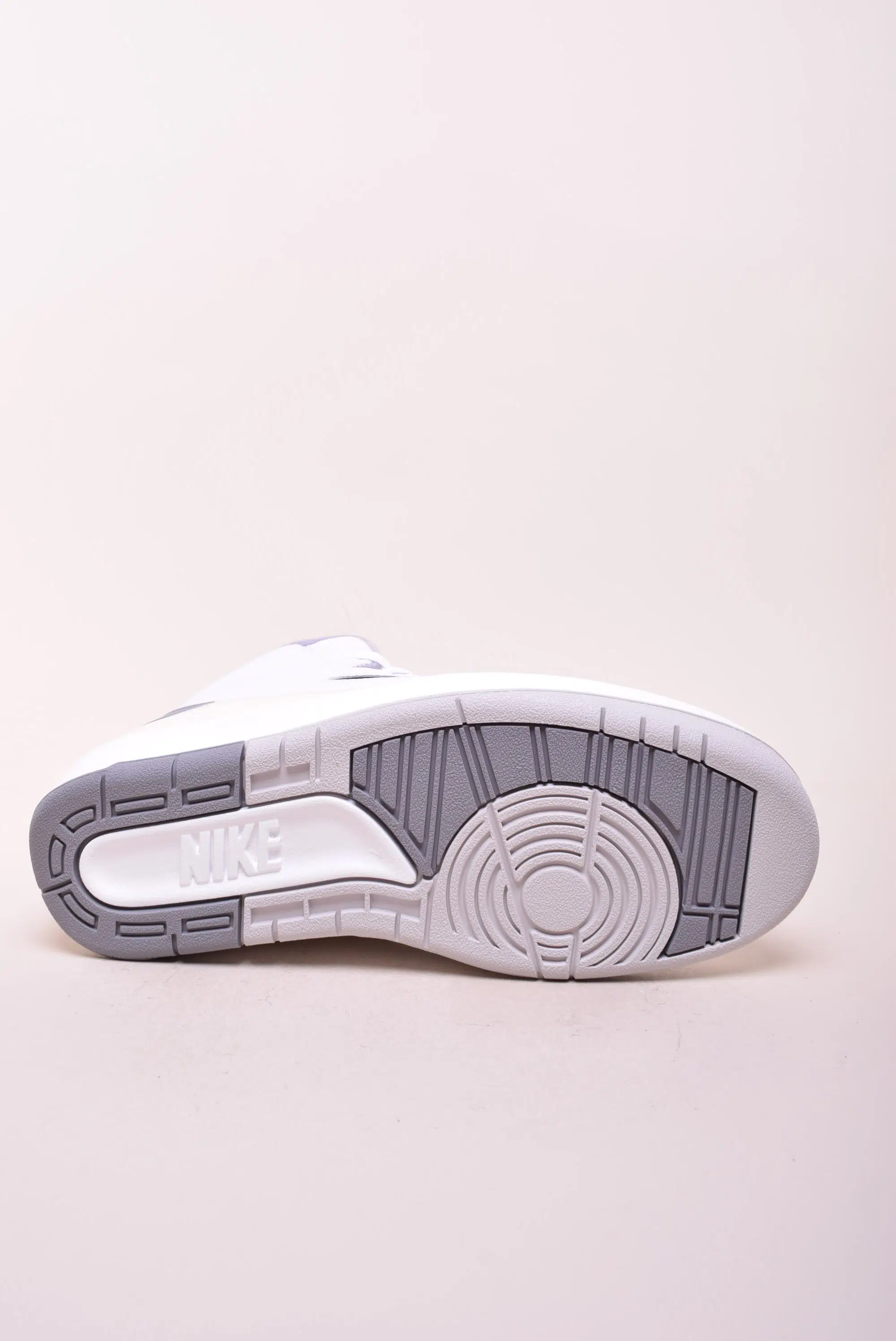 Sneakers dama Air Jordan 2 Retro [2]