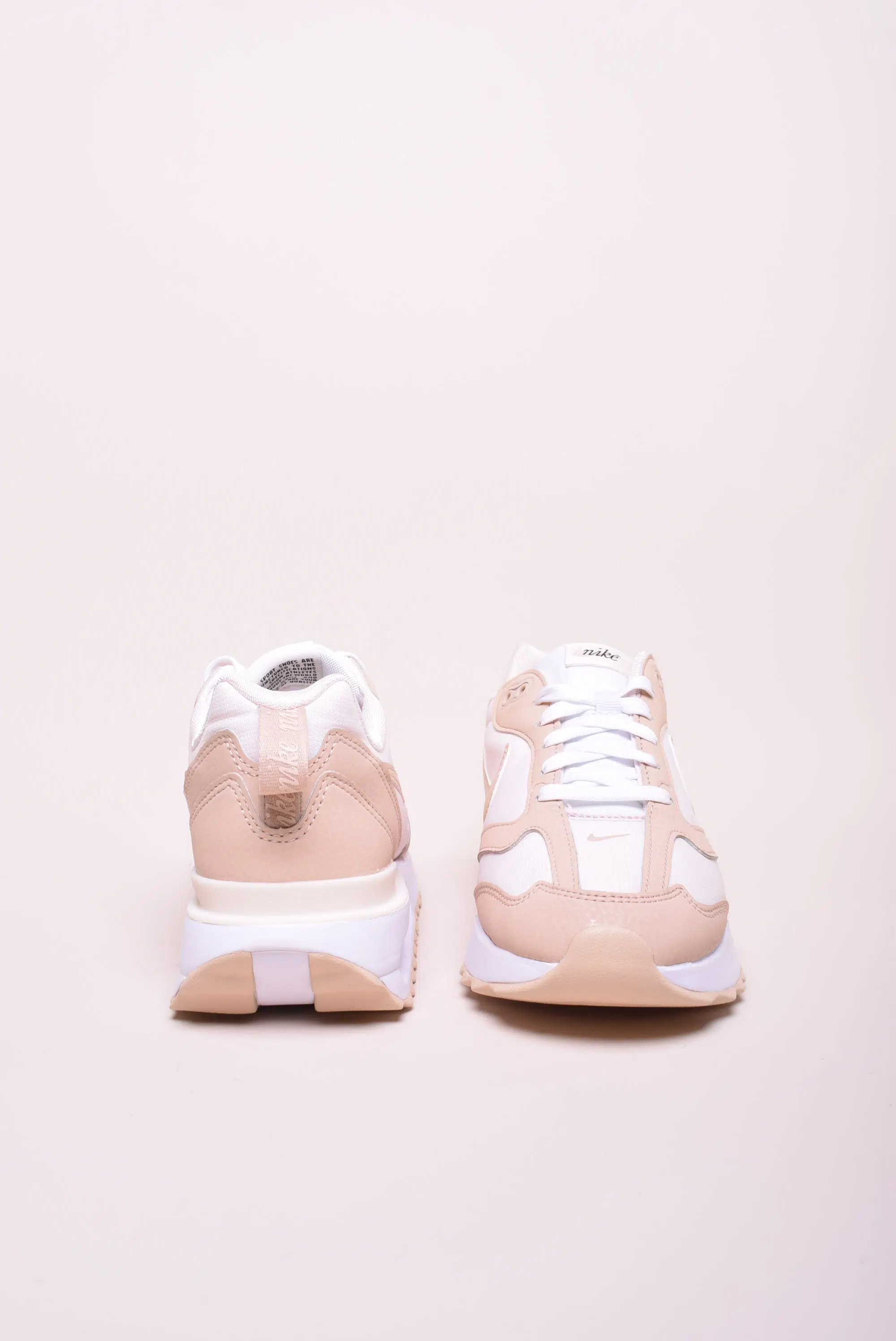 Sneakers dama Air Max Dawn [3]