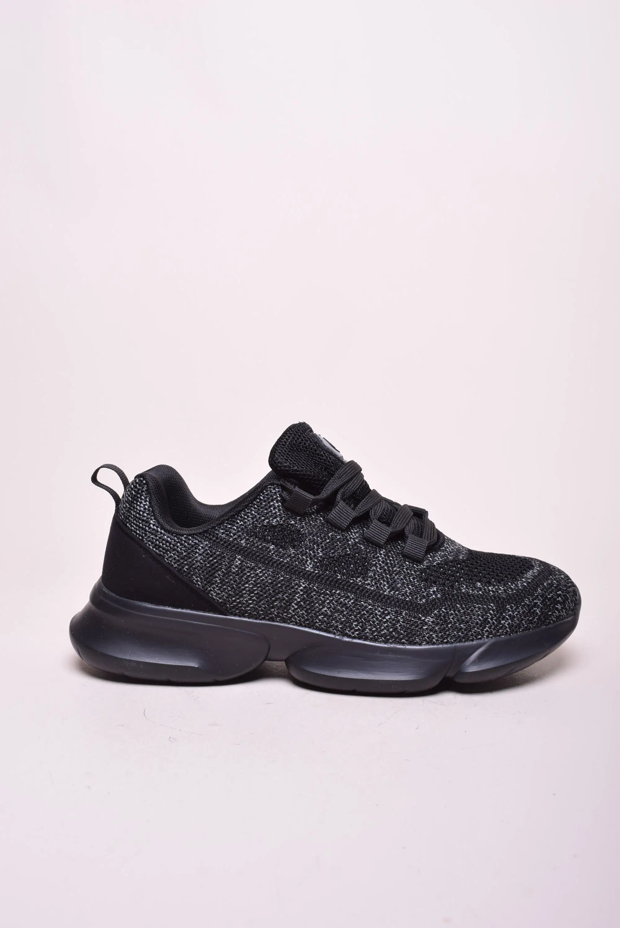 Sneakers dama Camden Two