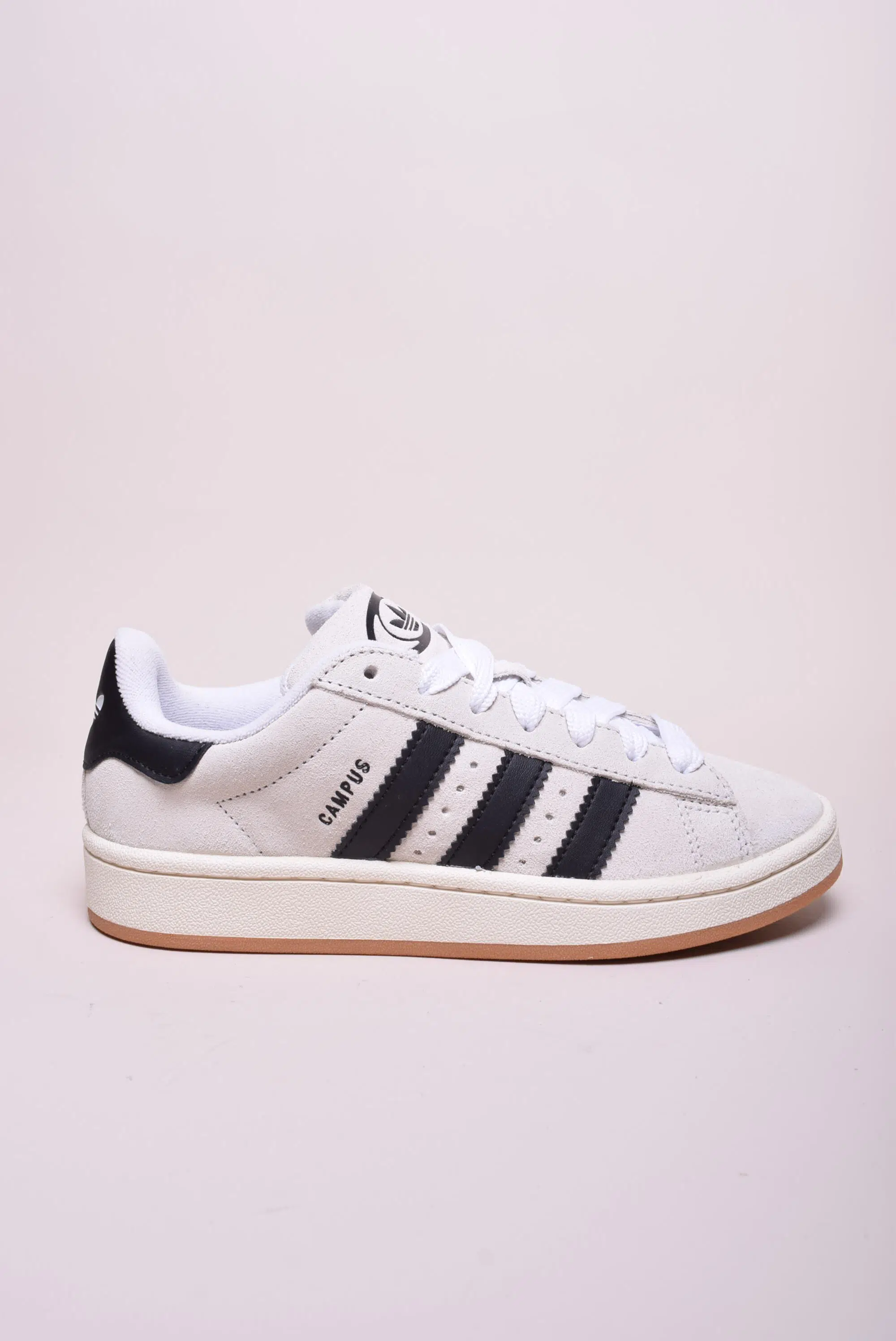 Adidasi dama Campus 00s