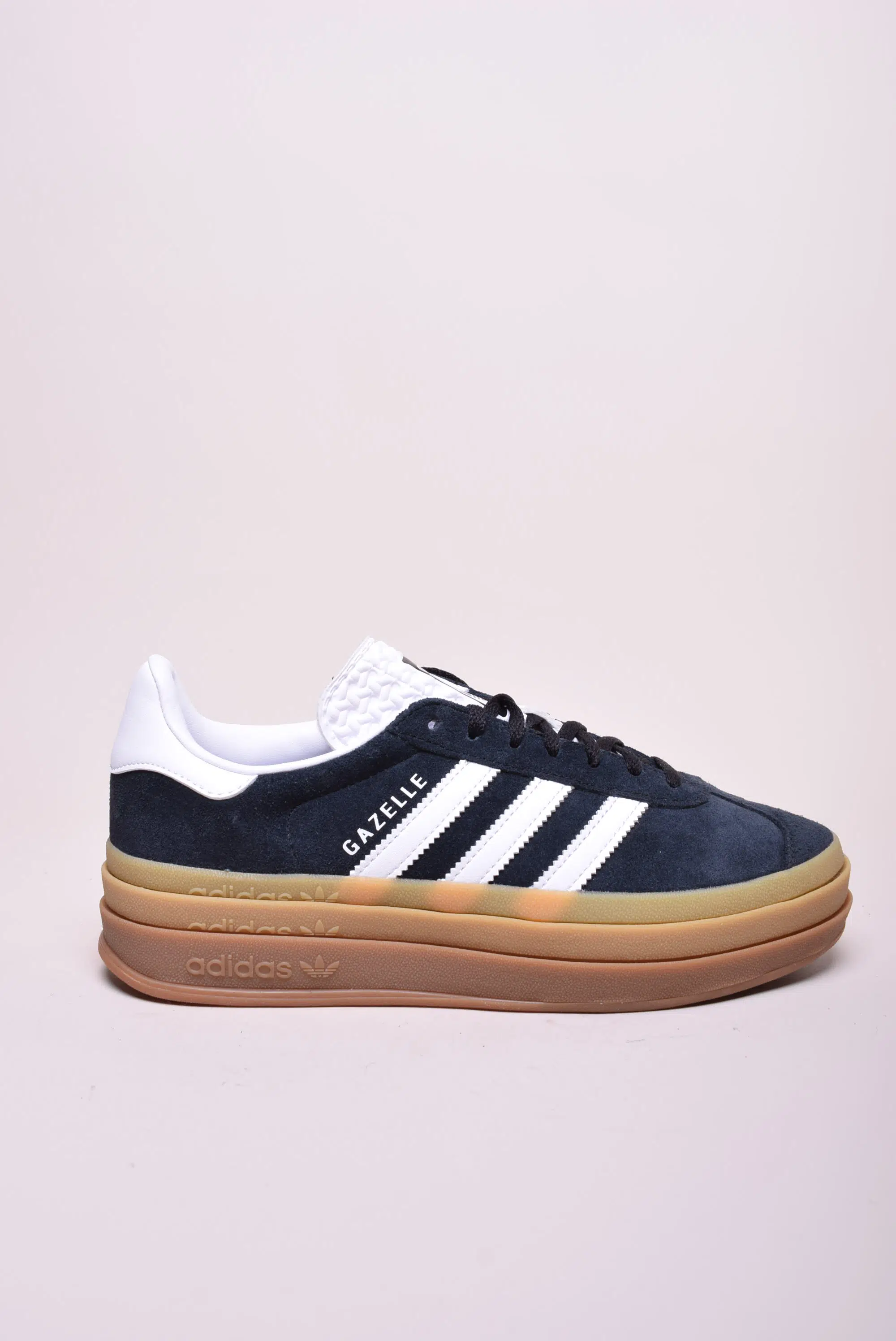 Adidasi dama cu platforma Gazelle Bold