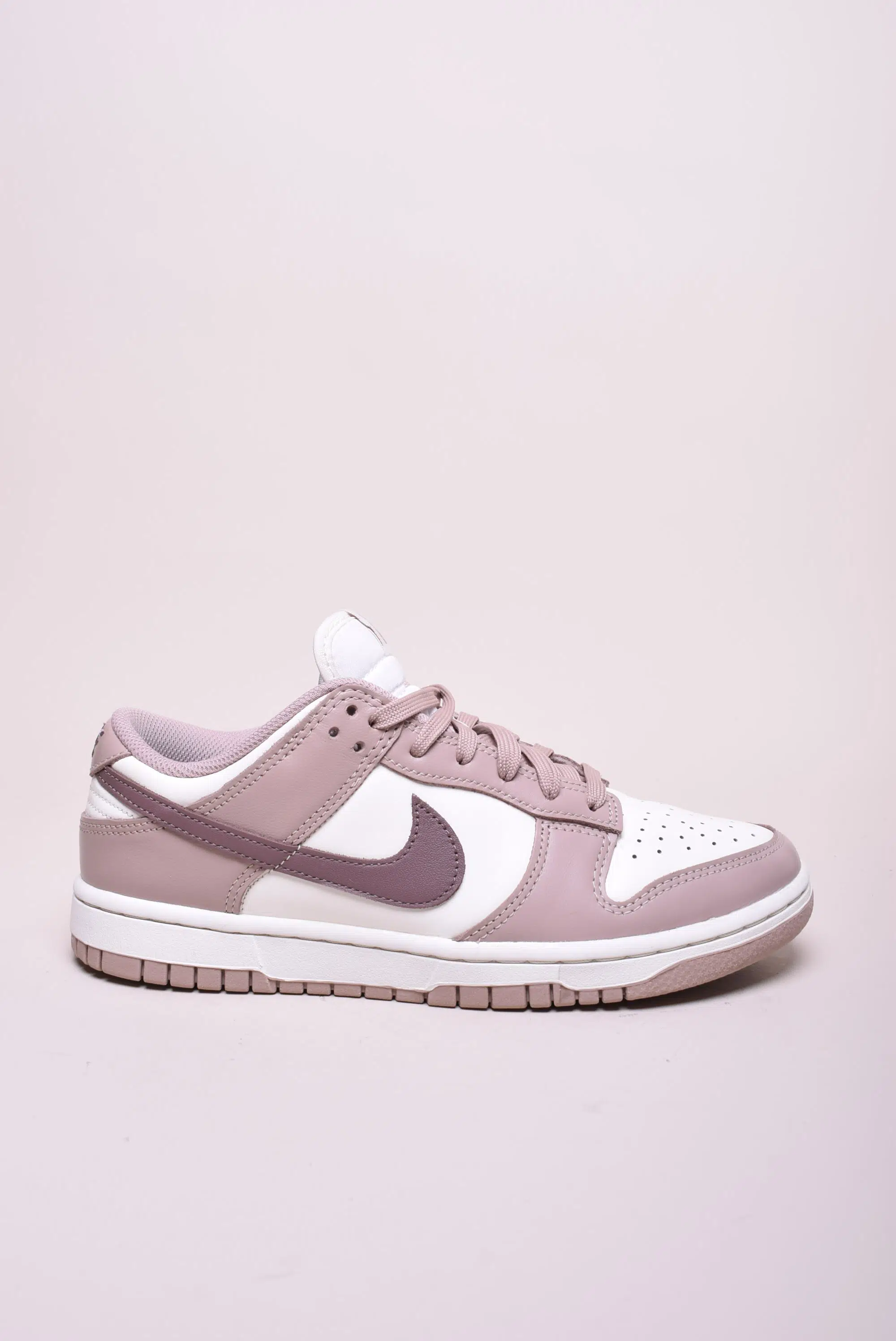 Sneakers dama Dunk Low [1]
