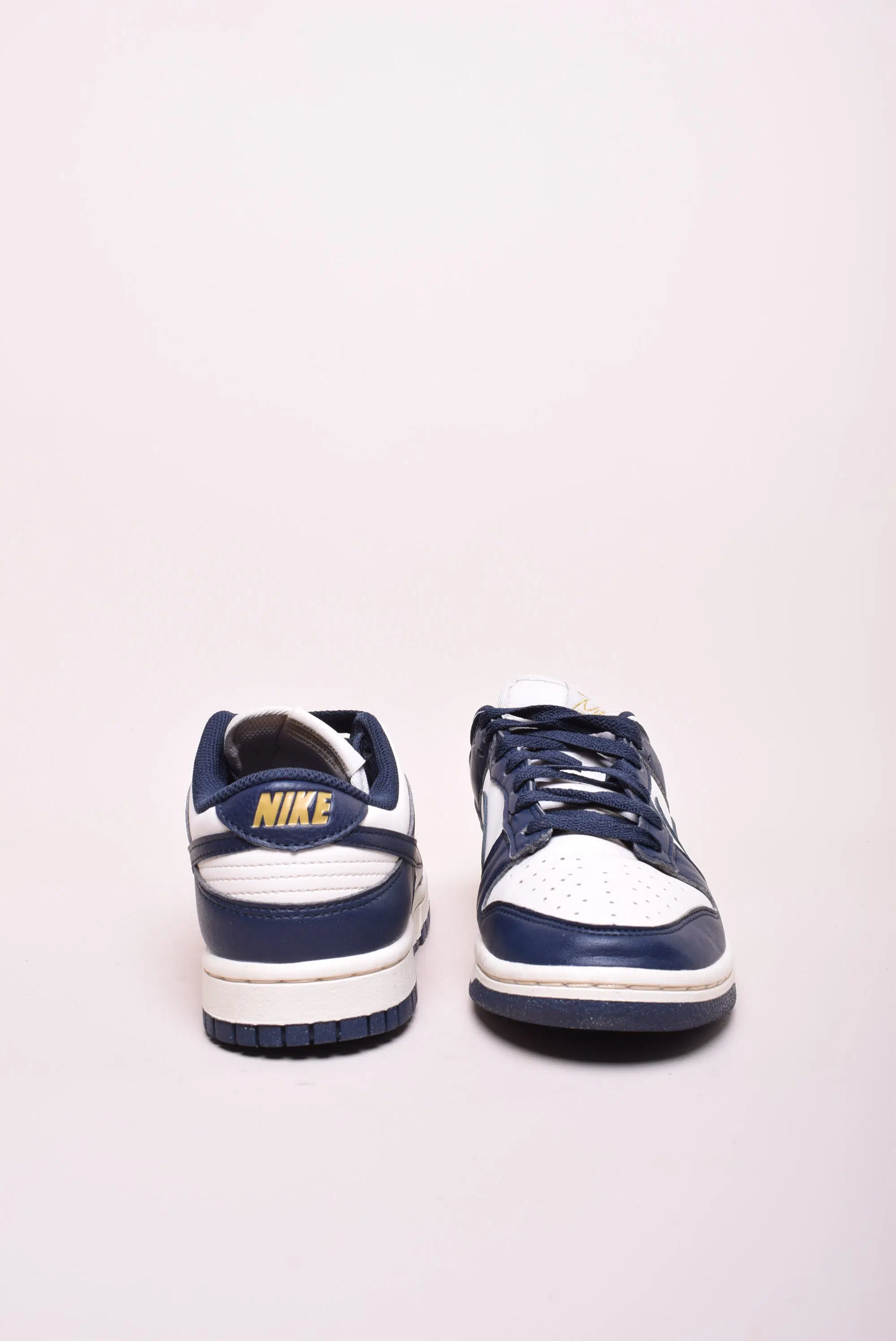 Sneakers dama Dunk Low NN [3]