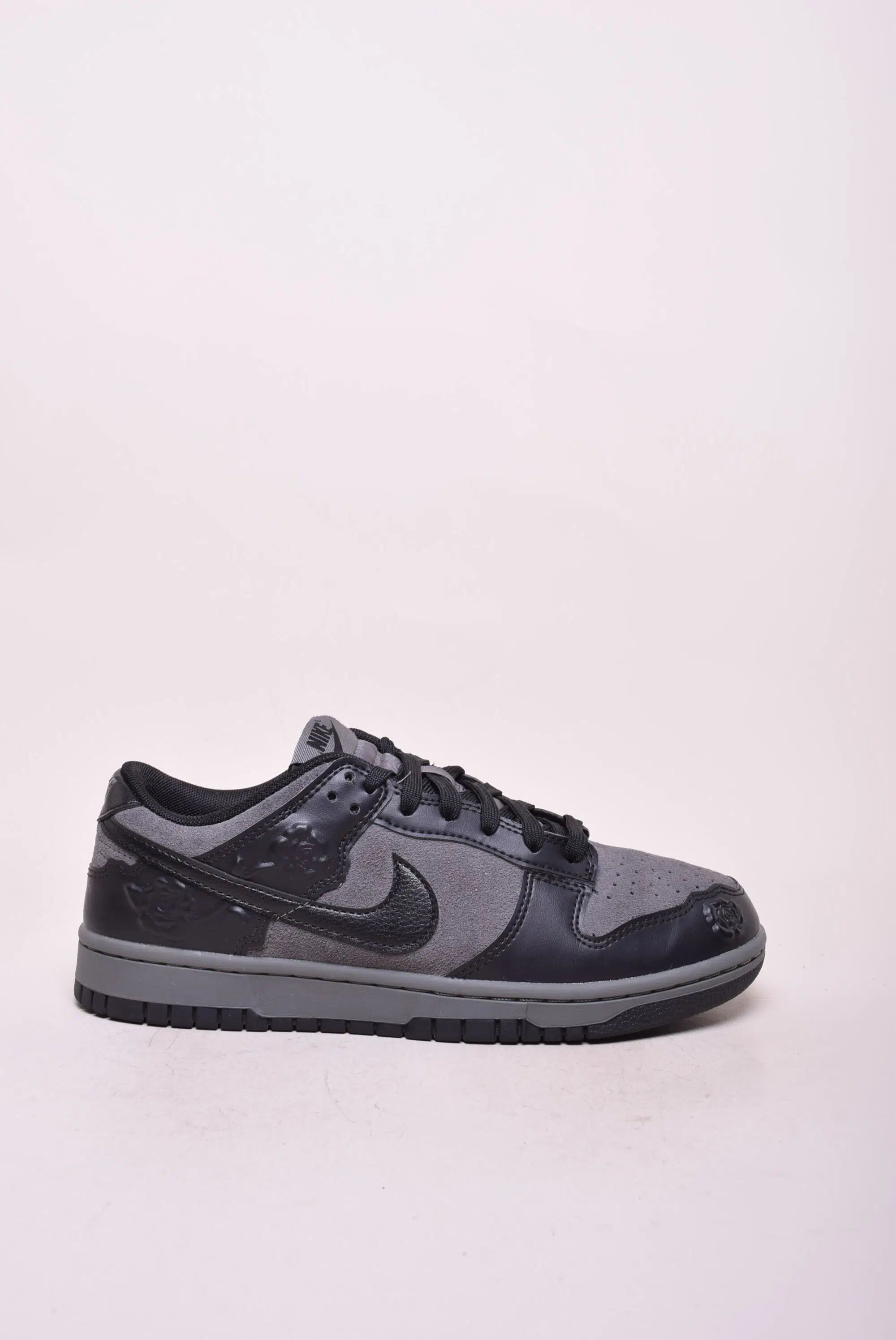 Sneakers dama Dunk Low SE TRND