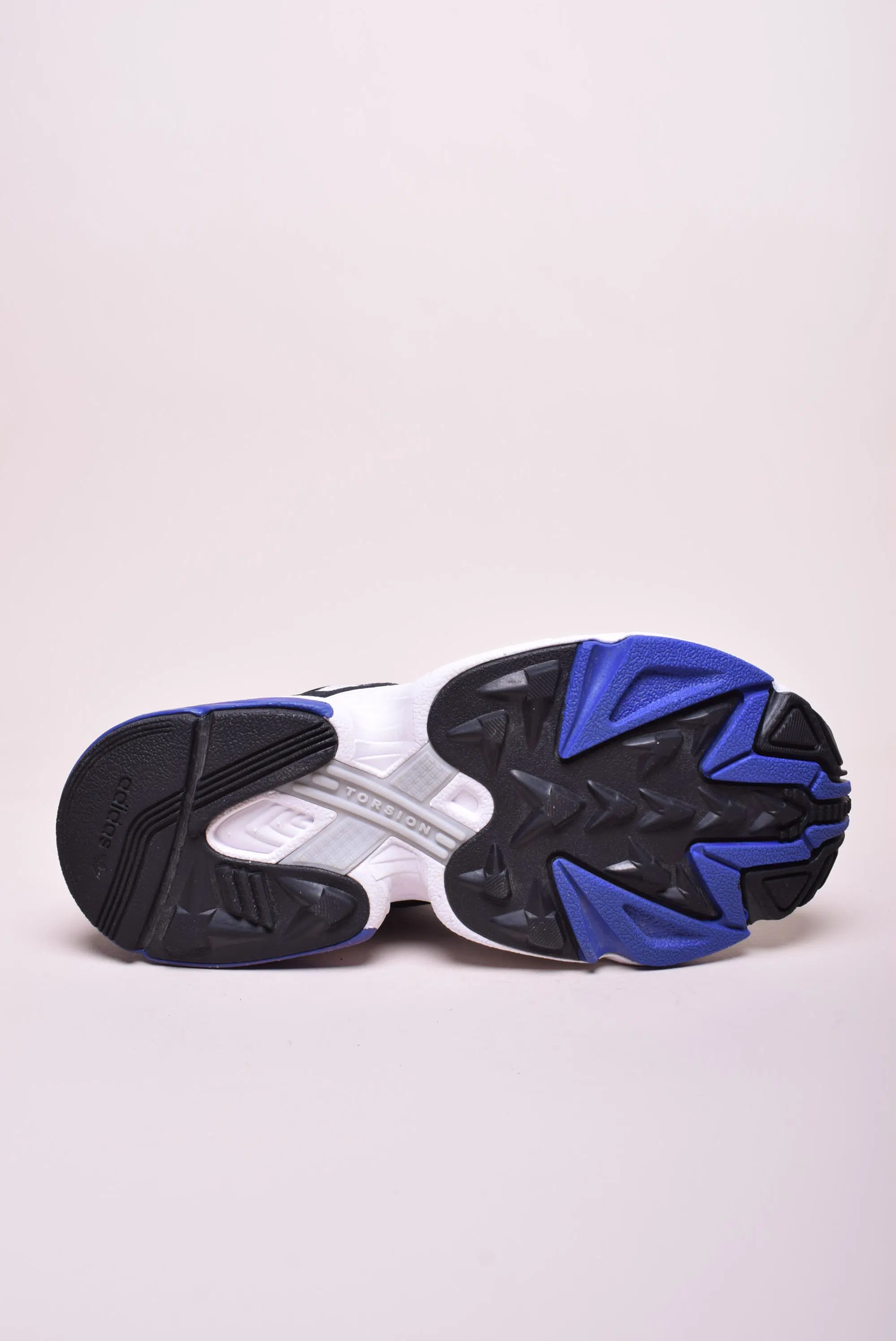 Sneakers dama Falcon [2]