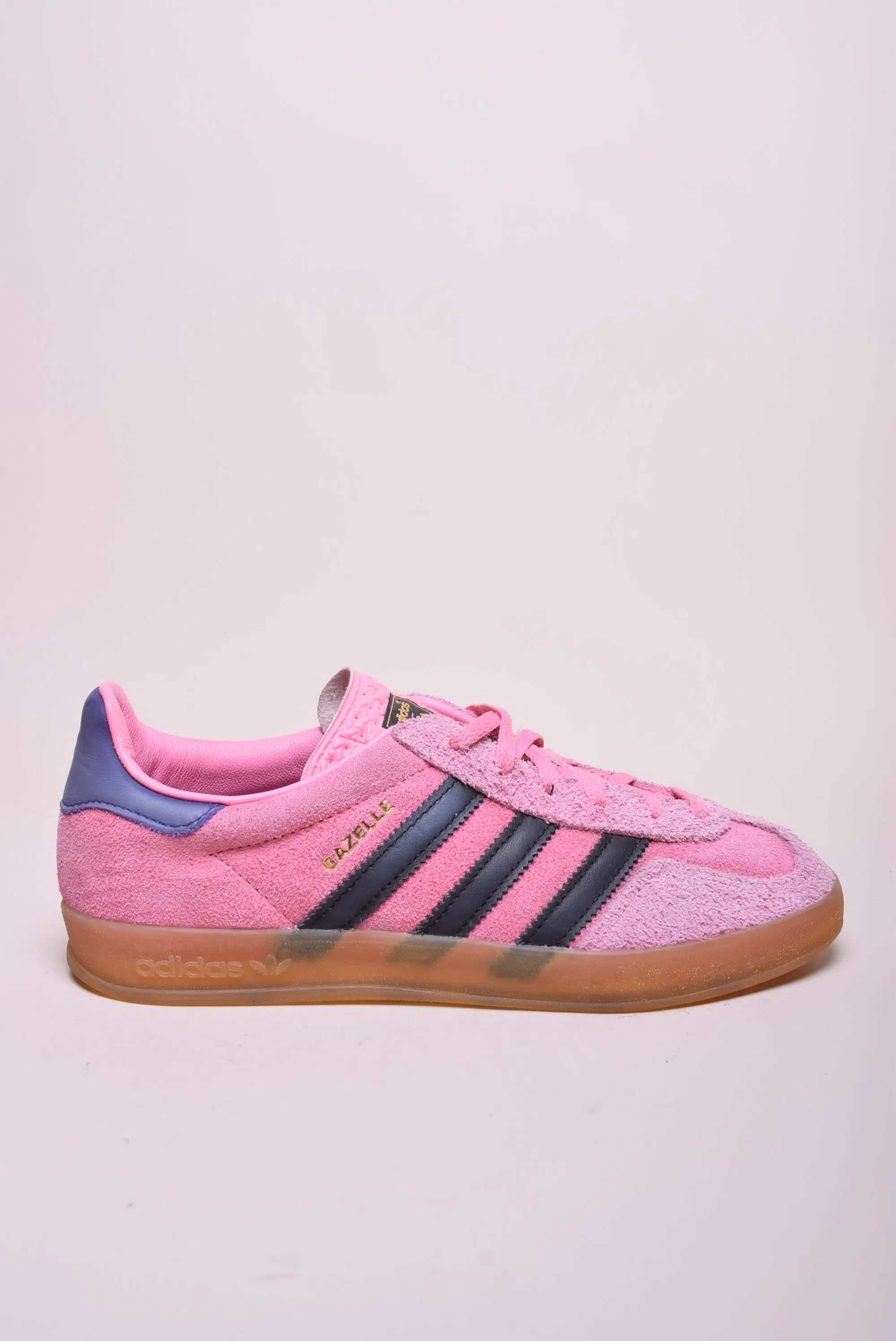 Adidasi dama Gazelle