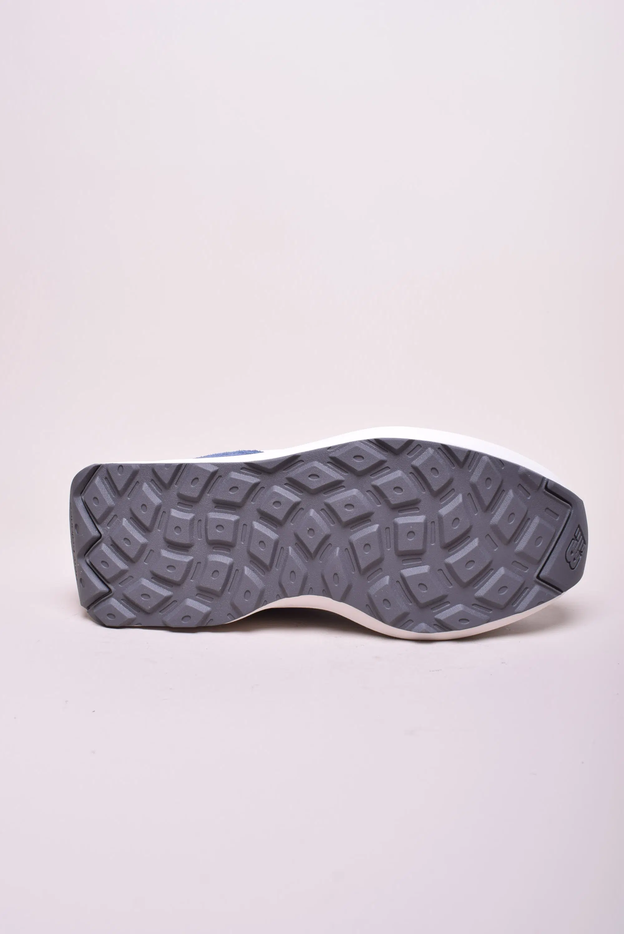 Sneakers unisex 370 [2]