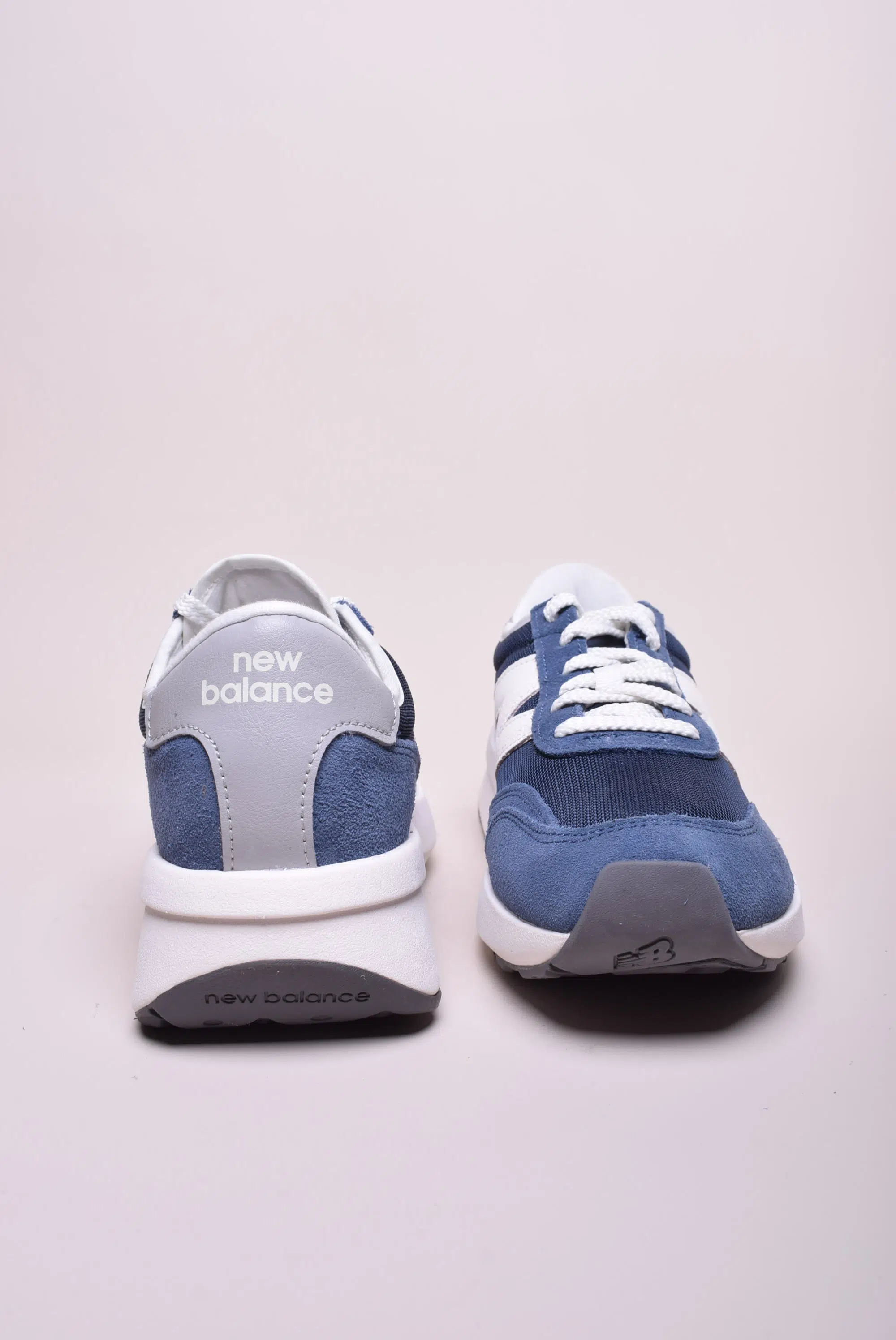 Sneakers unisex 370 [3]