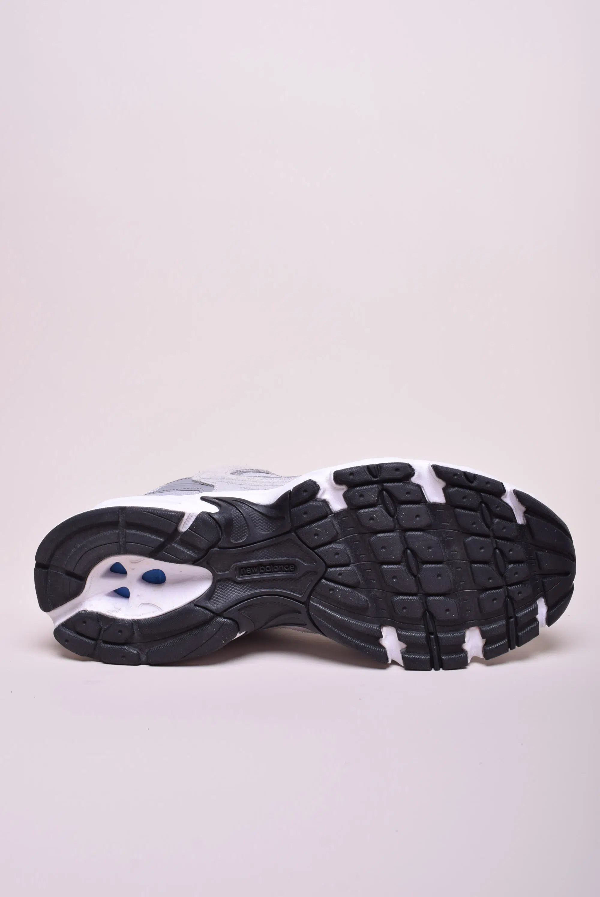 Sneakers unisex 530 [2]