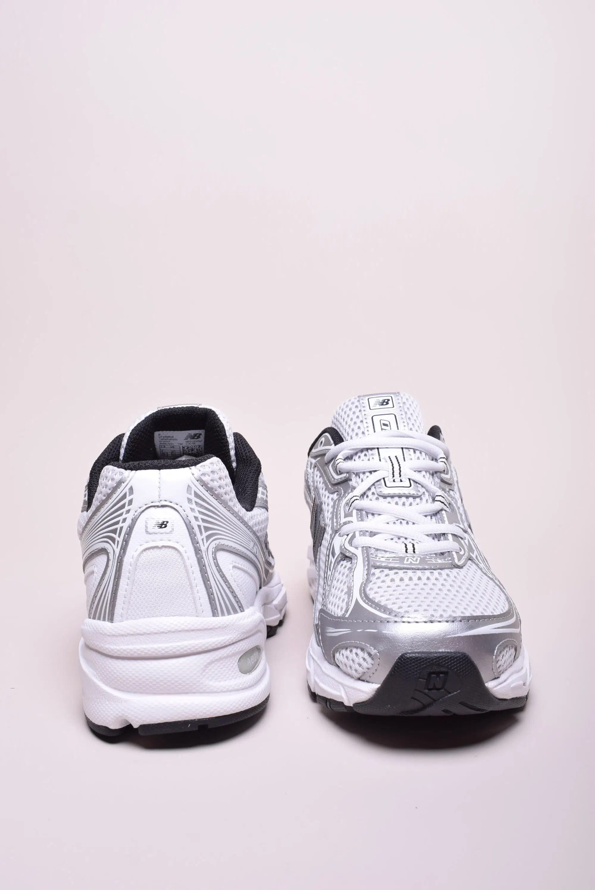 Sneakers unisex 740 [3]