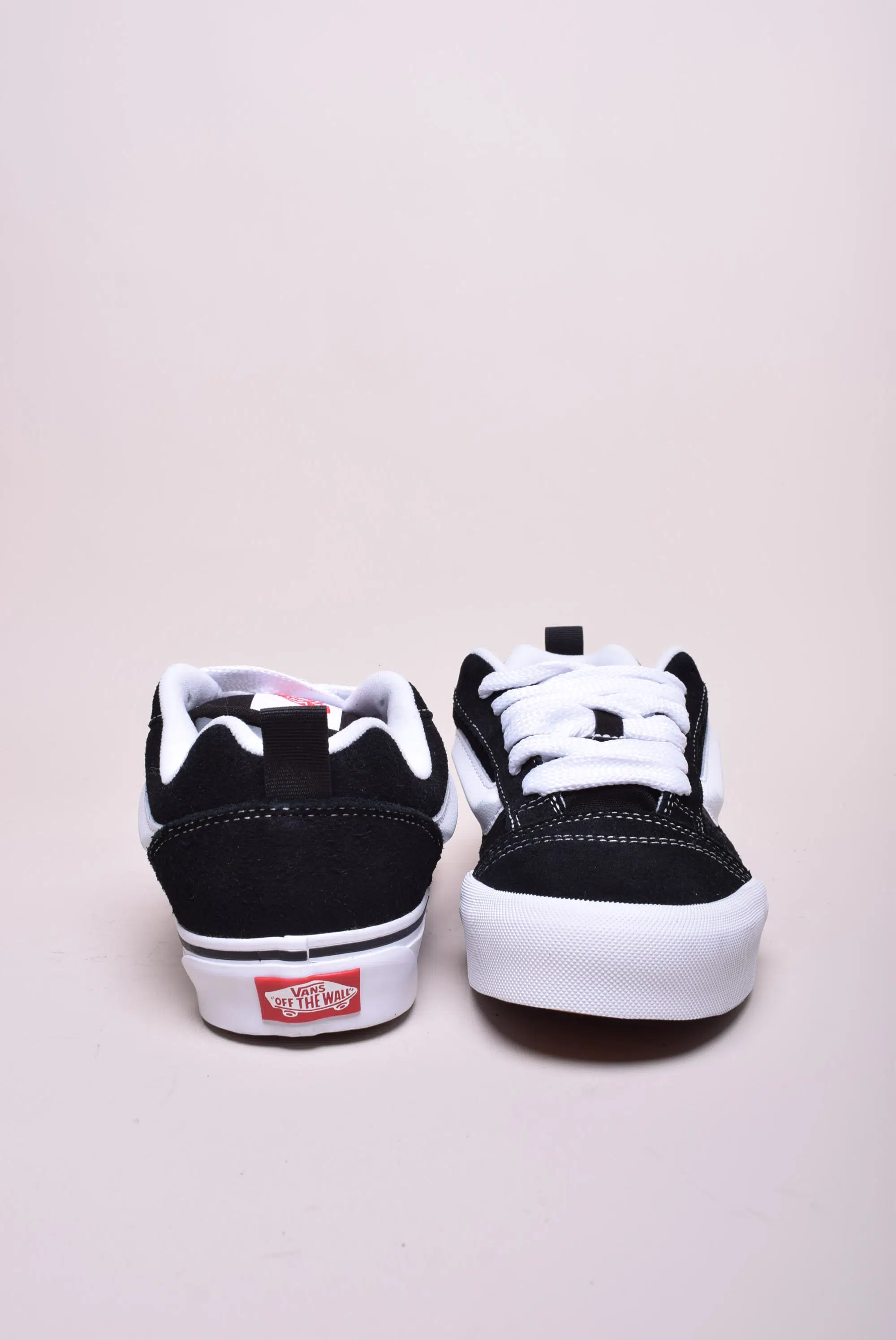Sneakers unisex Knu Skool [3]