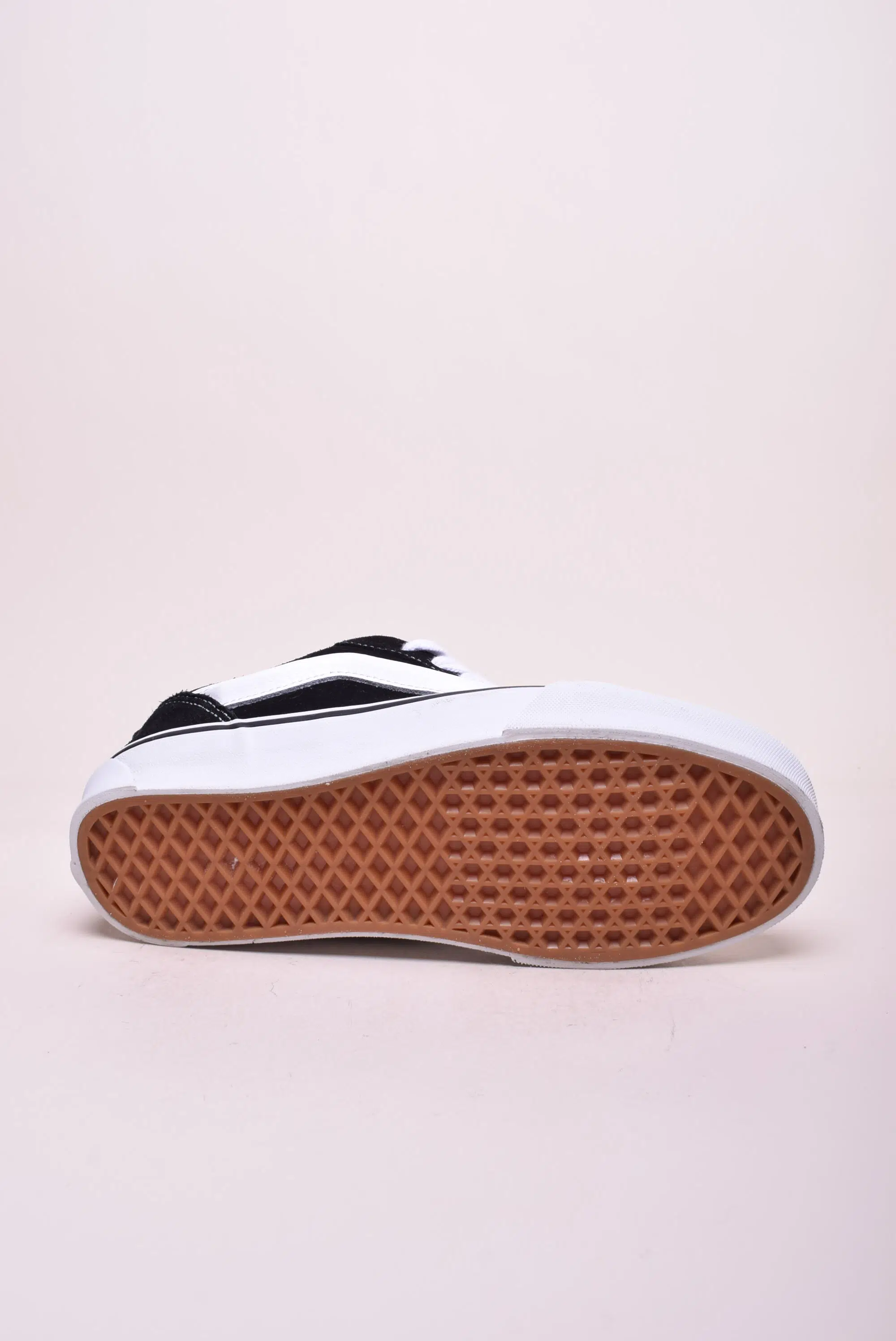 Sneakers unisex Knu Skool [2]