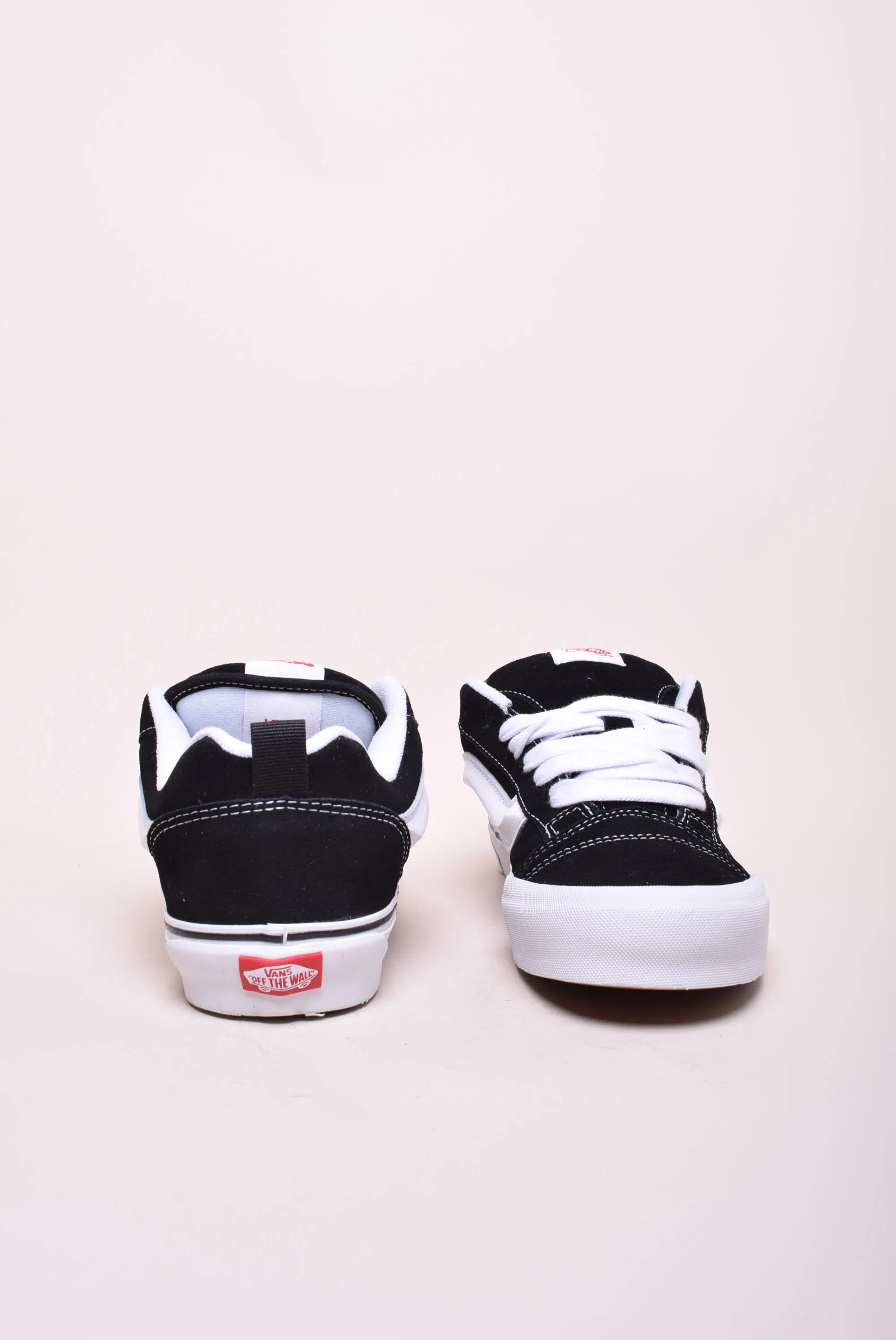 Sneakers unisex Knu Skool [3]