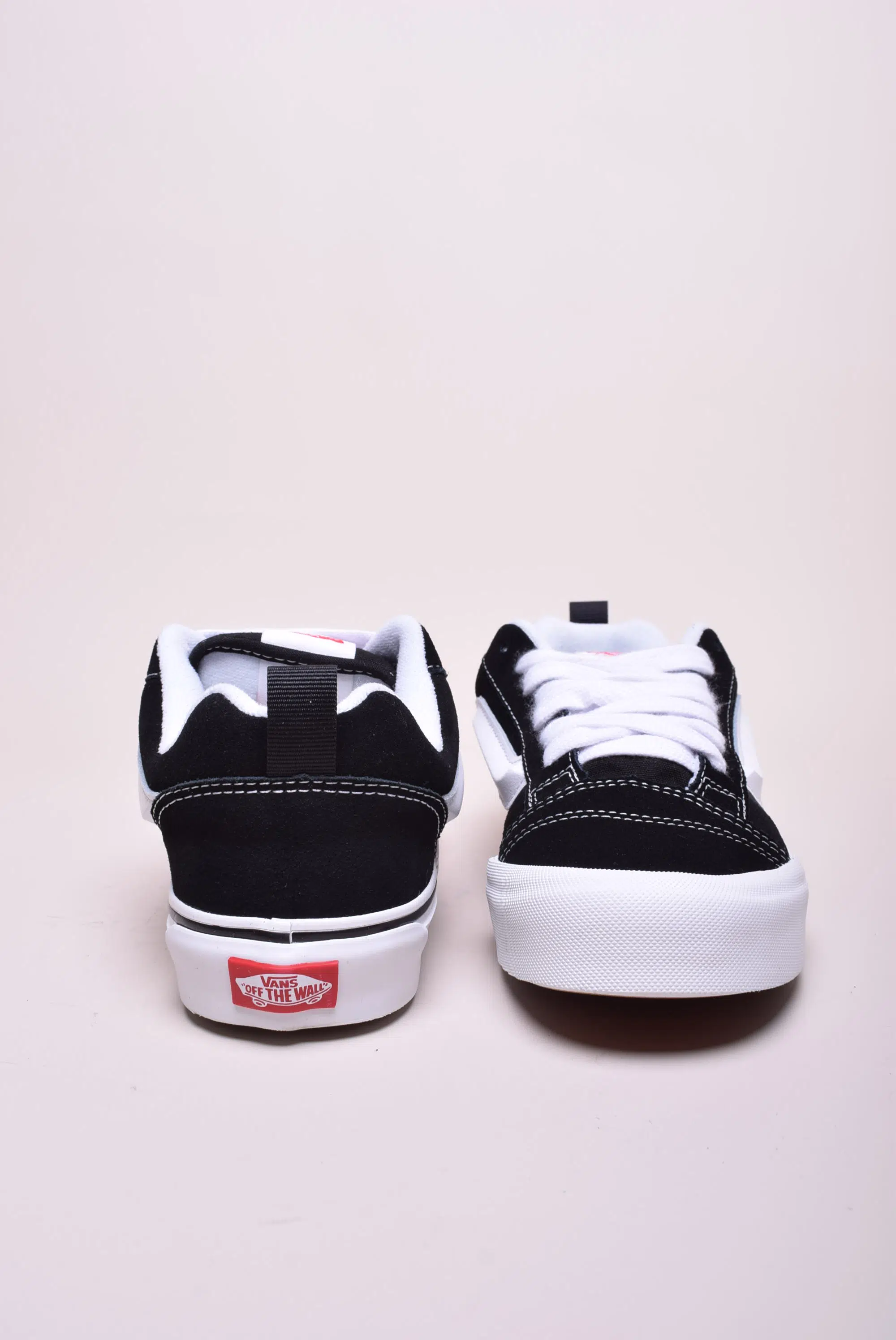 Sneakers unisex Knu Skool [3]