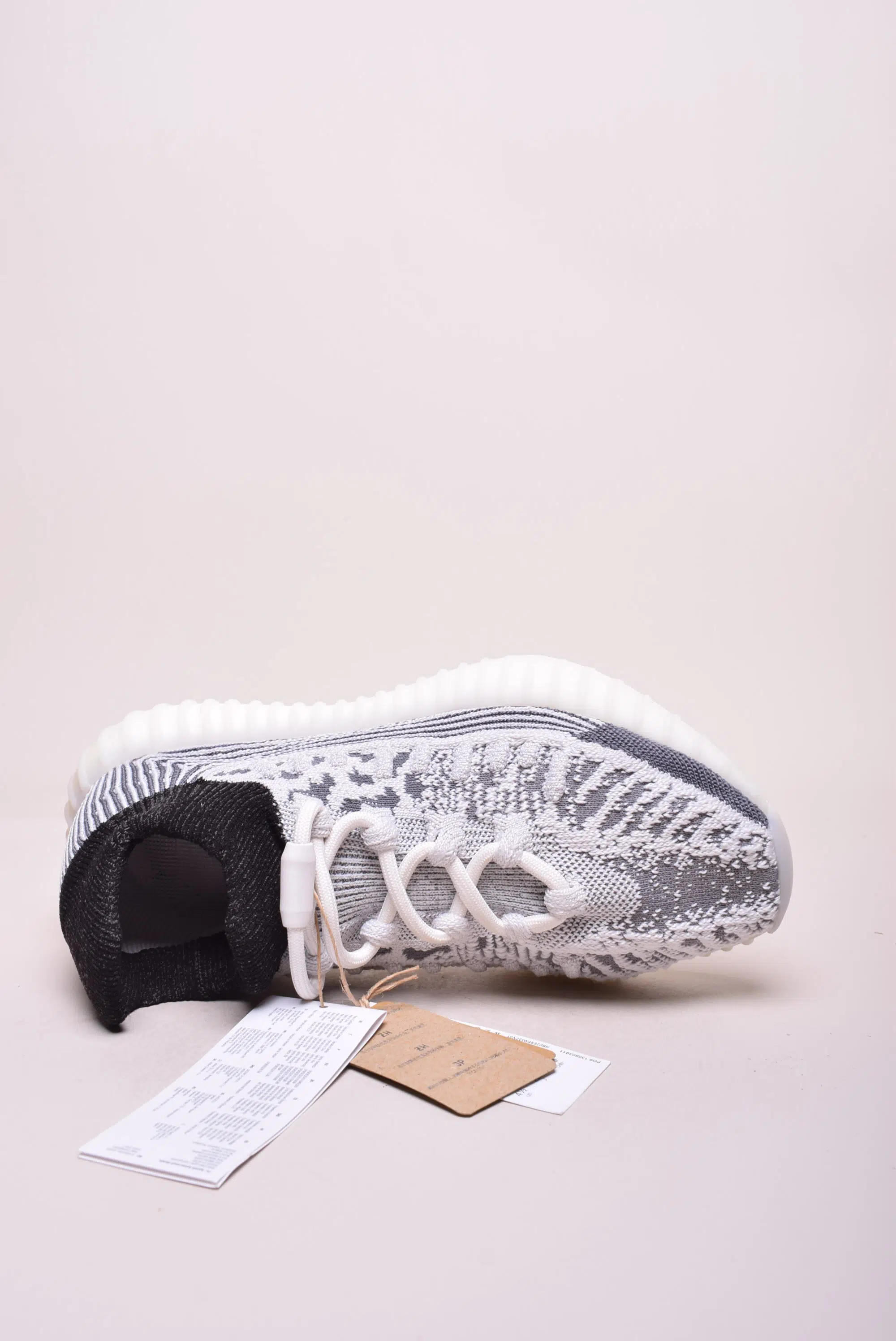 Sneakers unisex YZY 350V2 CMPCT [4]