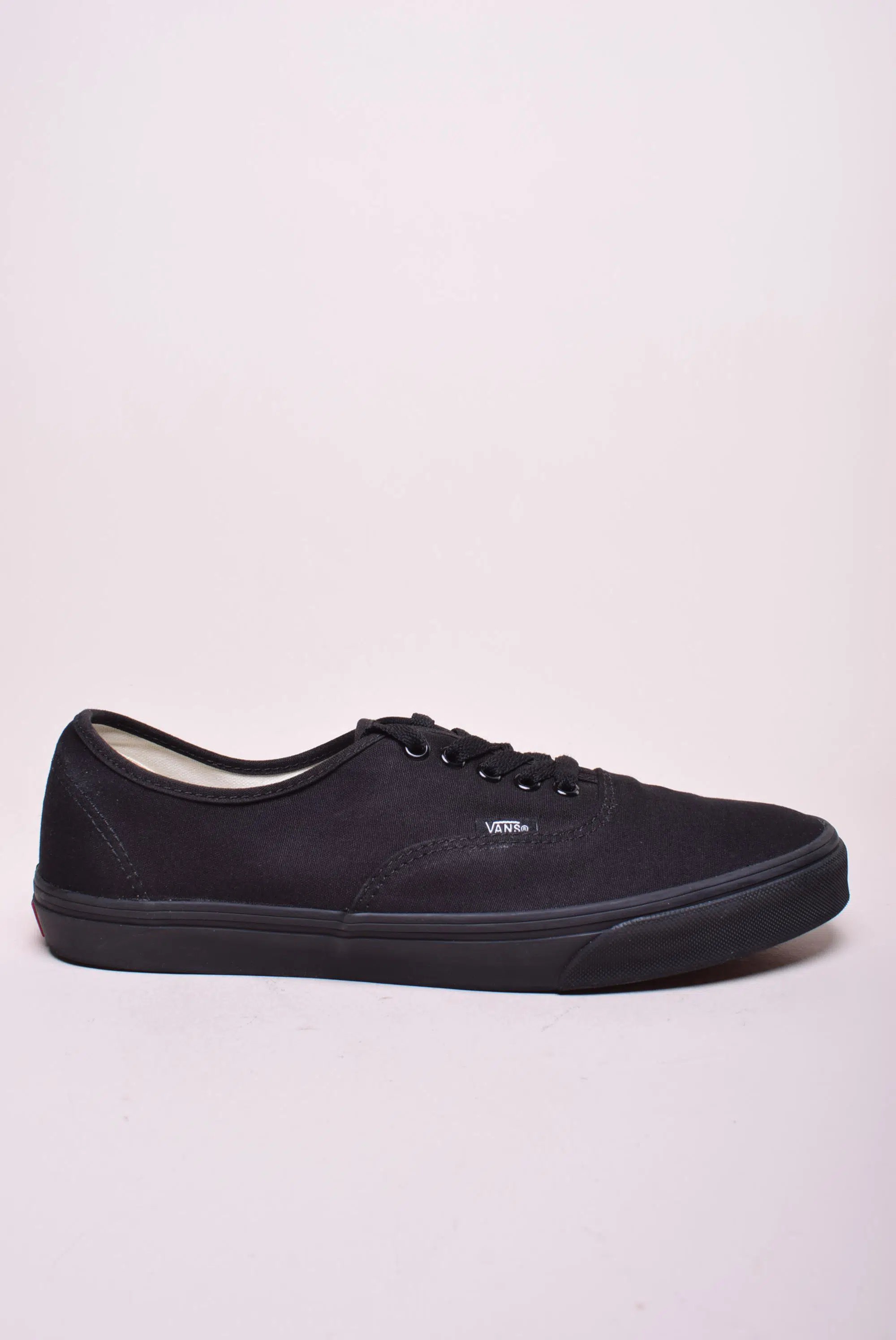 Tenisi barbati Authentic