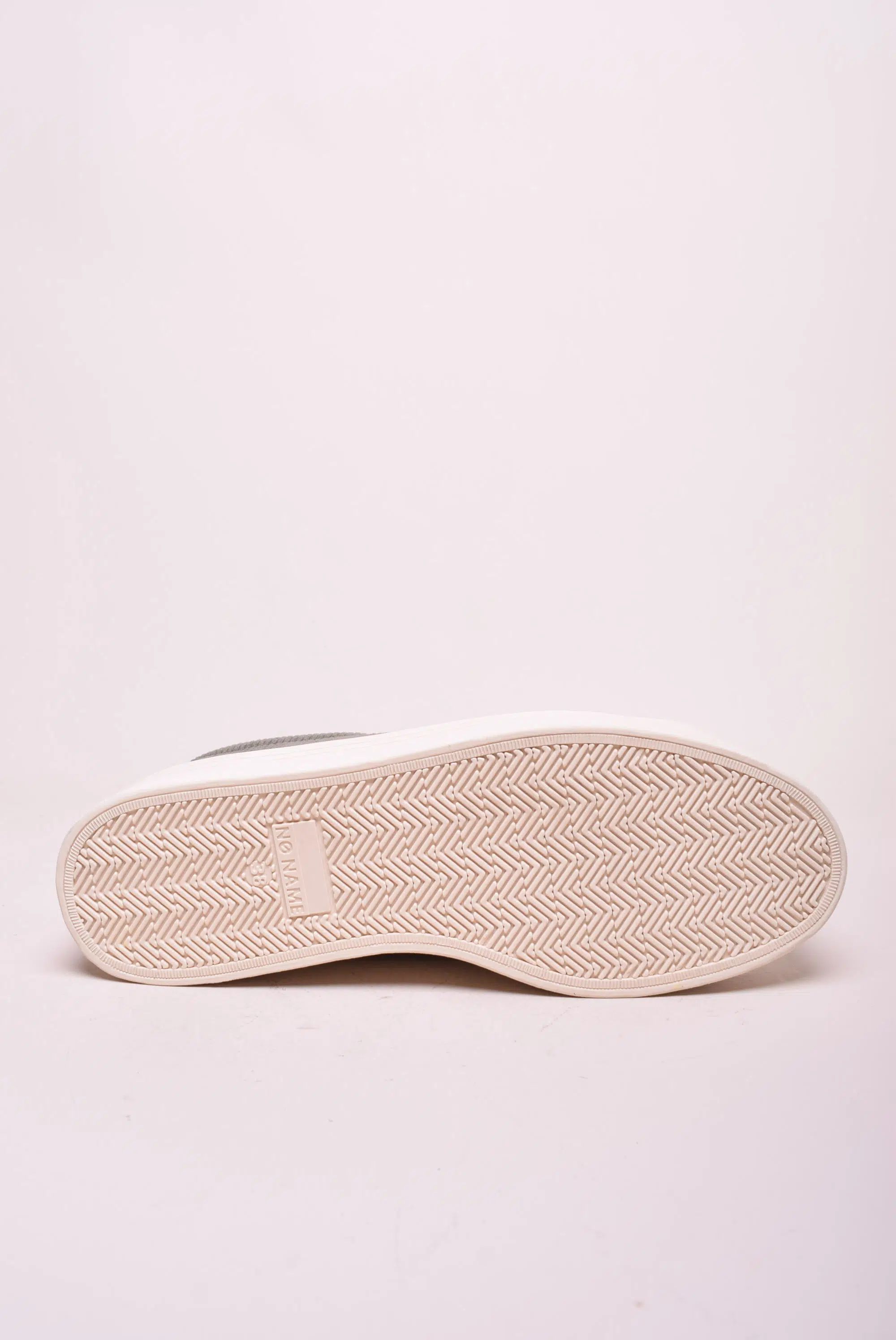 Tenisi dama cu platforma  [2]