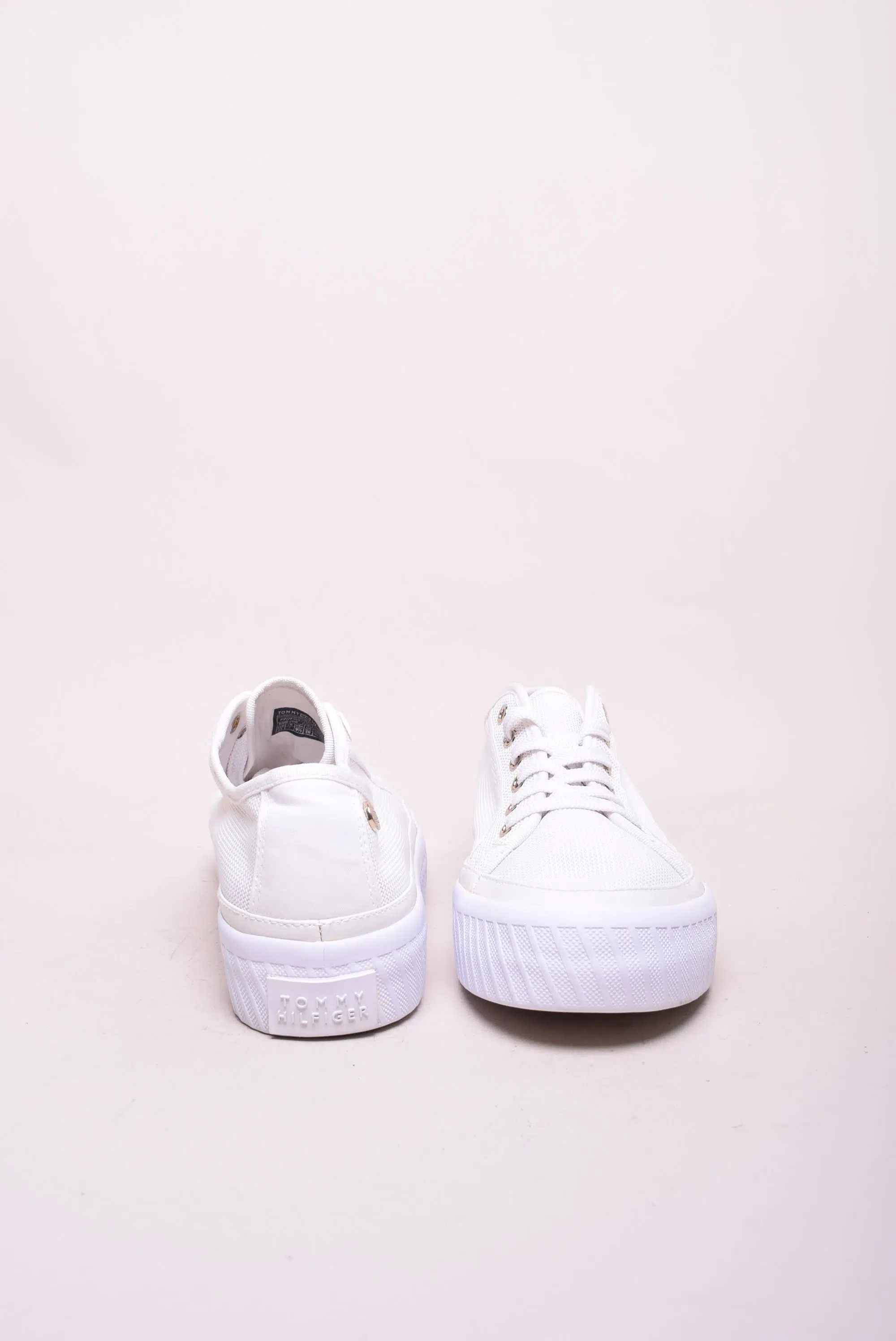 Tenisi dama cu platforma  [3]