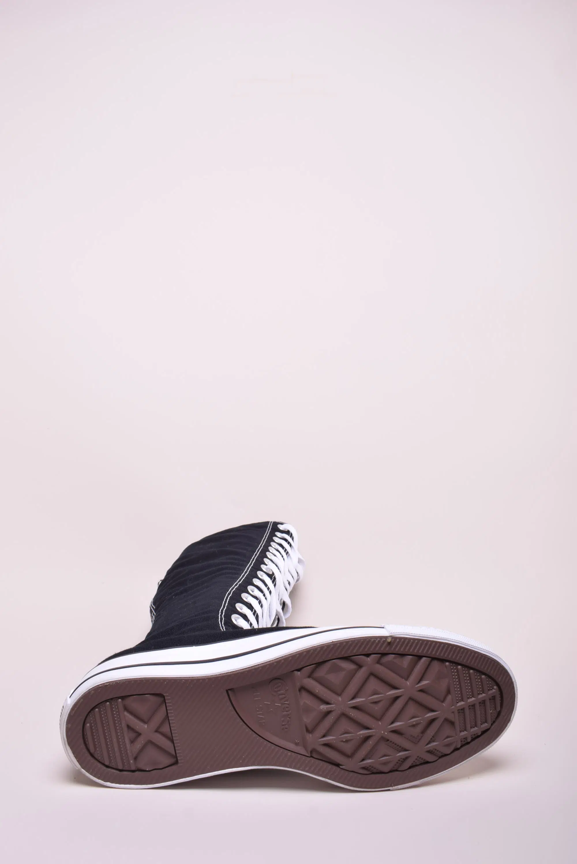 Tenisi inalti dama  [2]