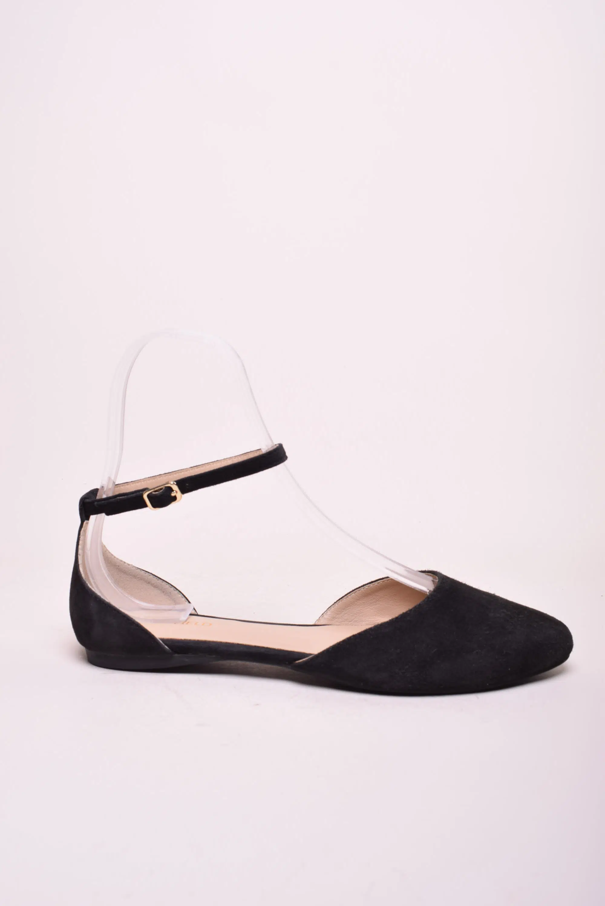 Balerini dama decupati