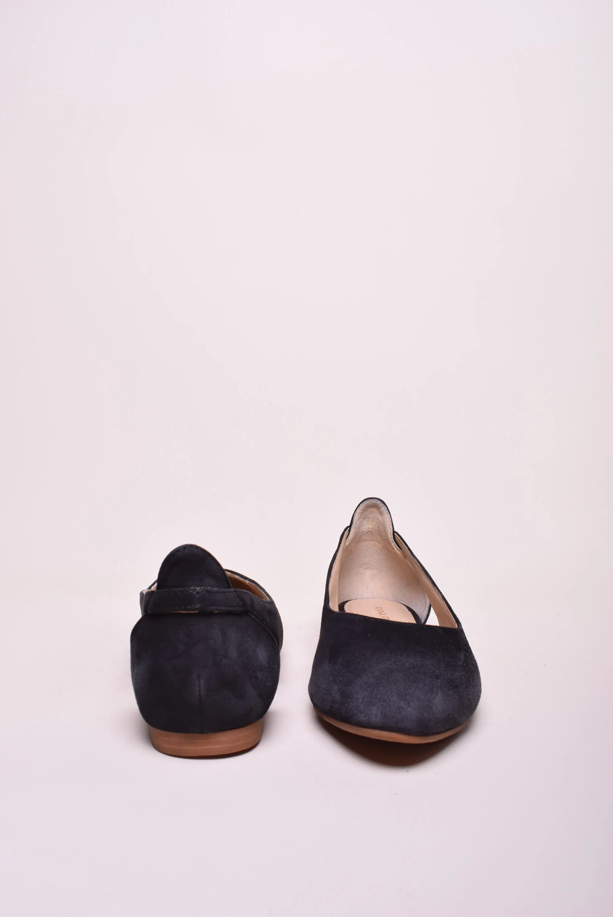 Balerini dama decupati [2]