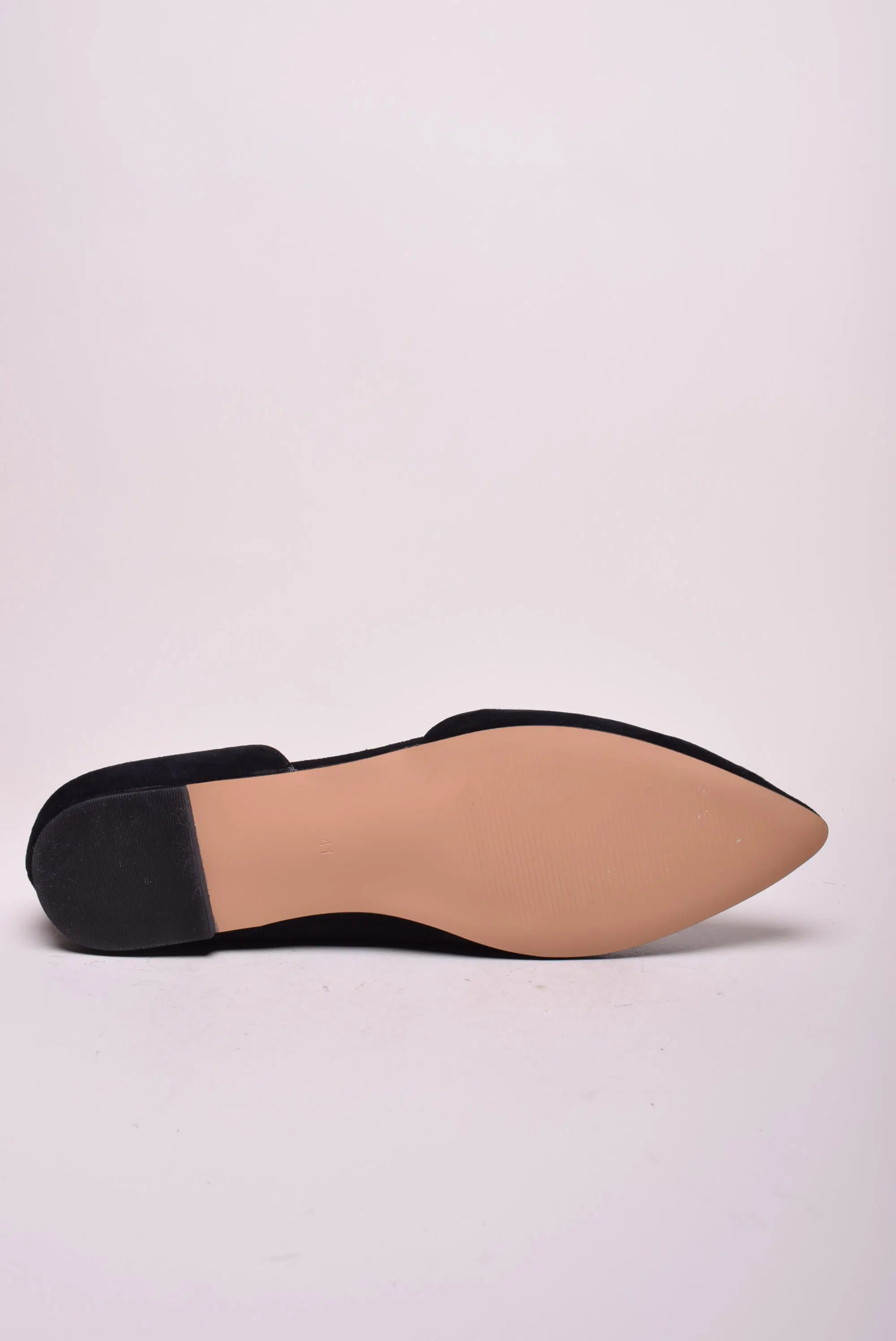 Balerini dama decupati [1]