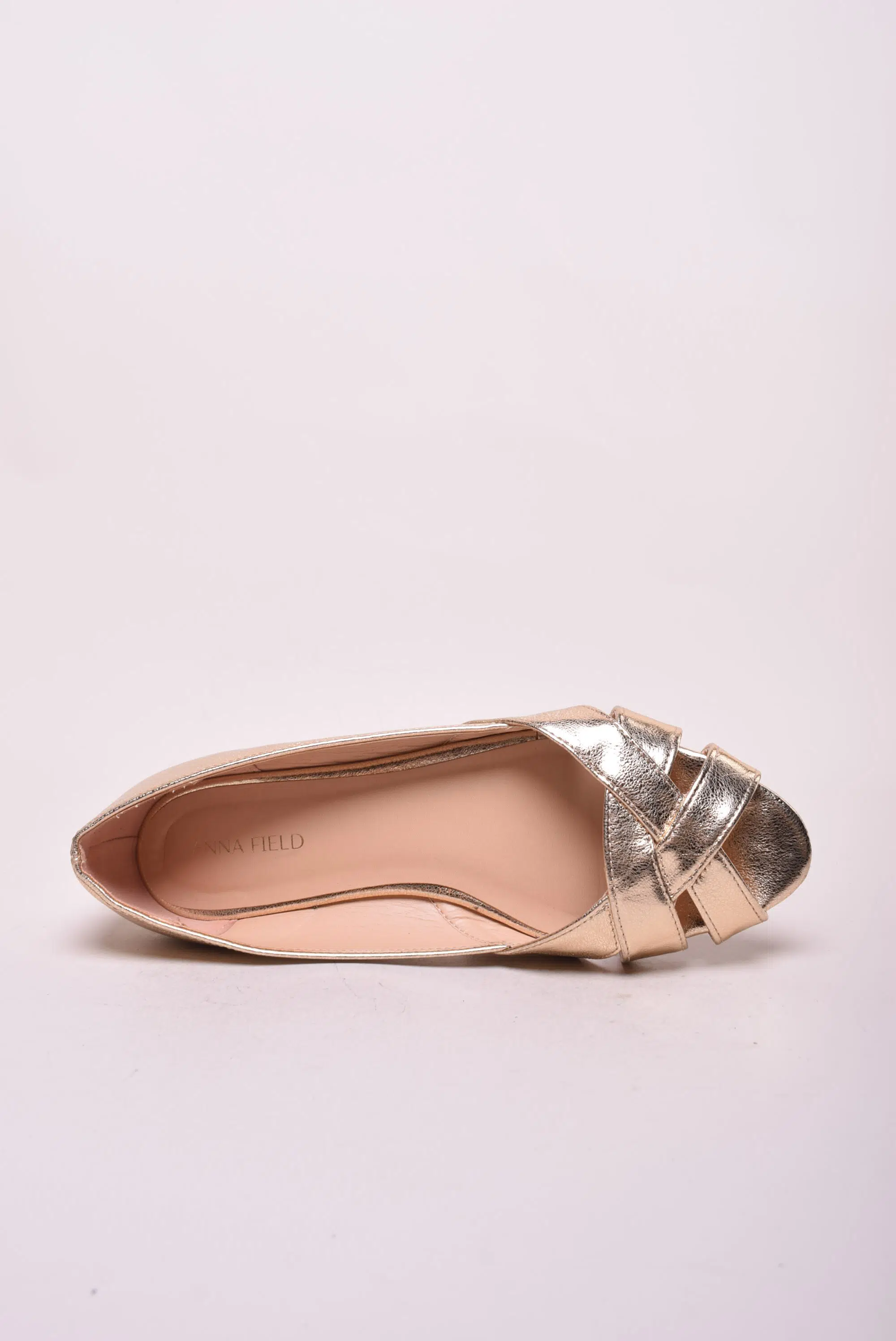 Balerini dama decupati in fata [3]