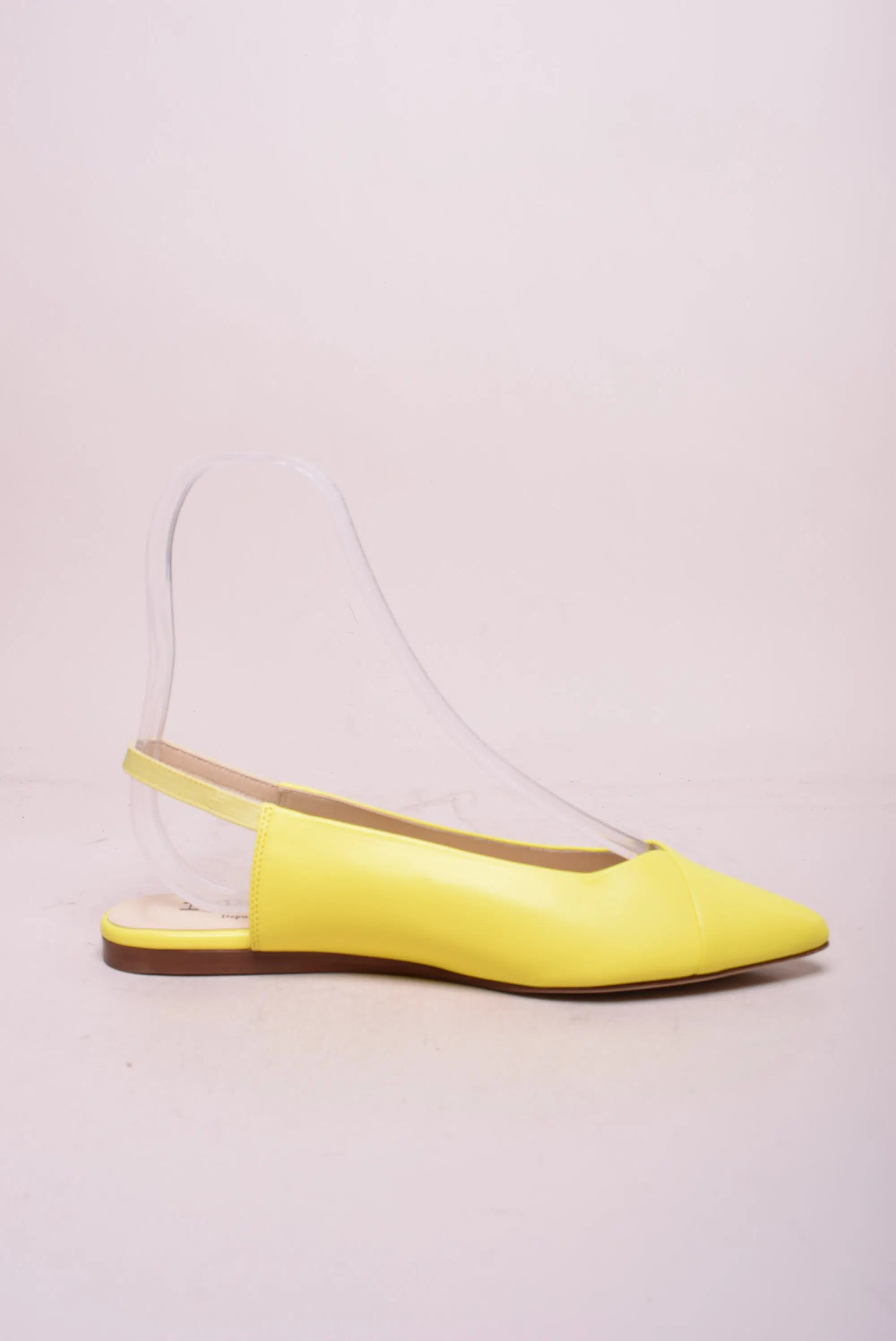 Balerini dama decupati in spate [3]